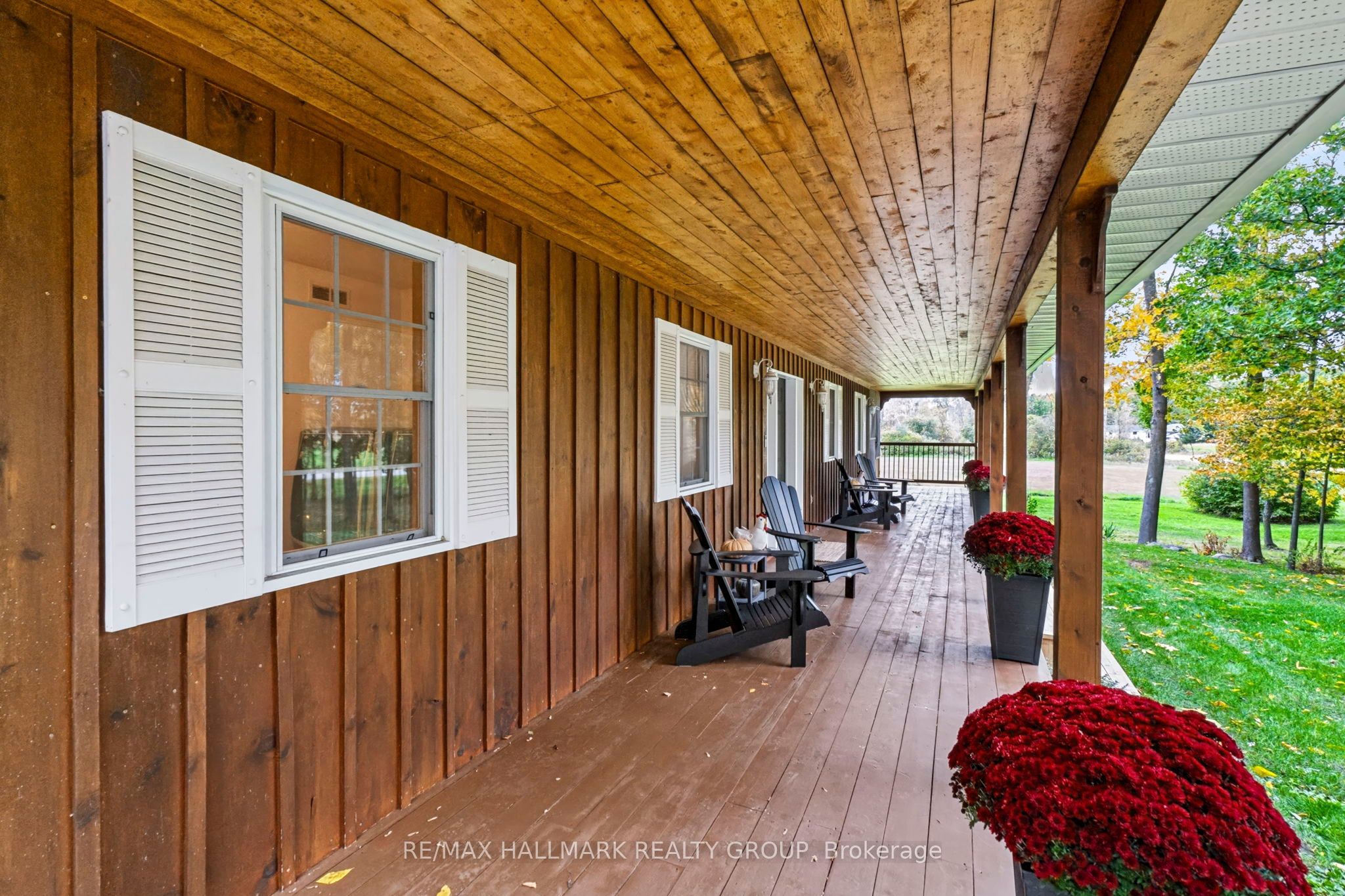 5215 Algonquin Road Property Photo 5