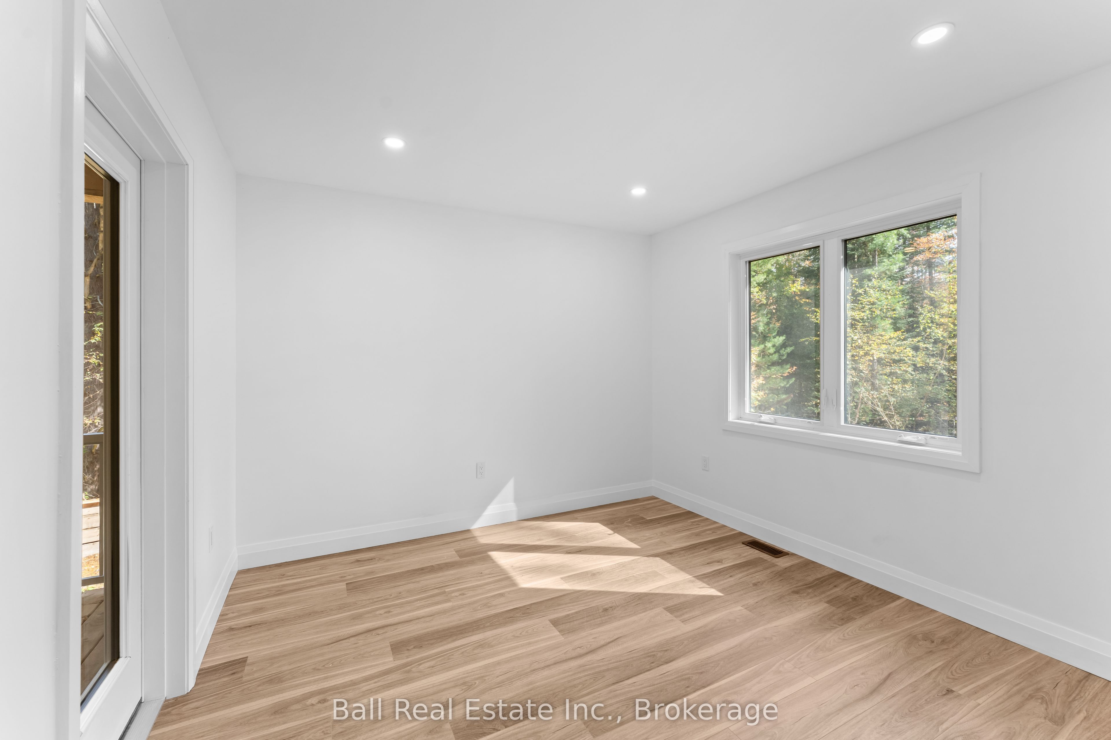 319 Boundary Road Property Photo 17