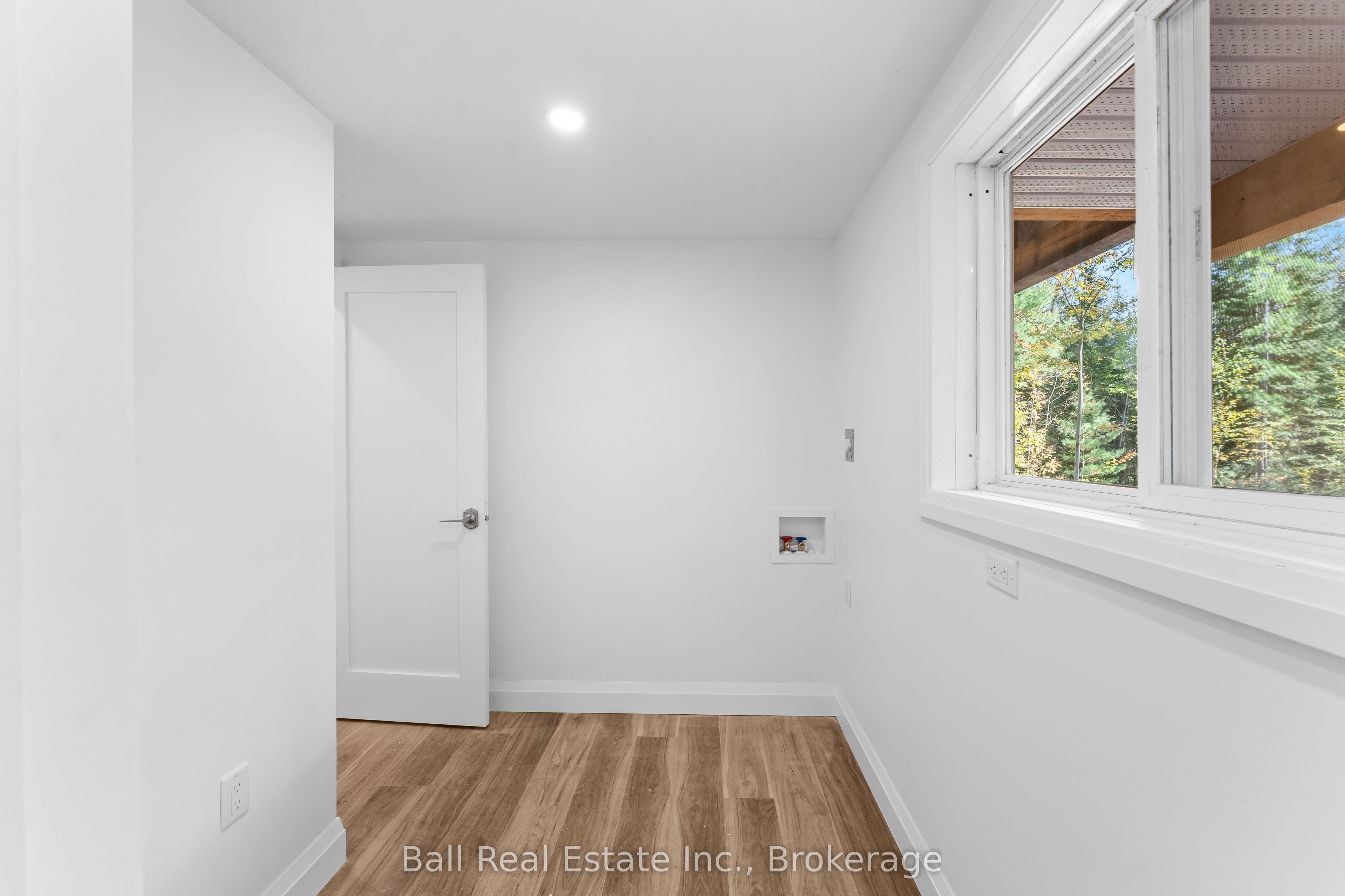 319 Boundary Road Property Photo 23