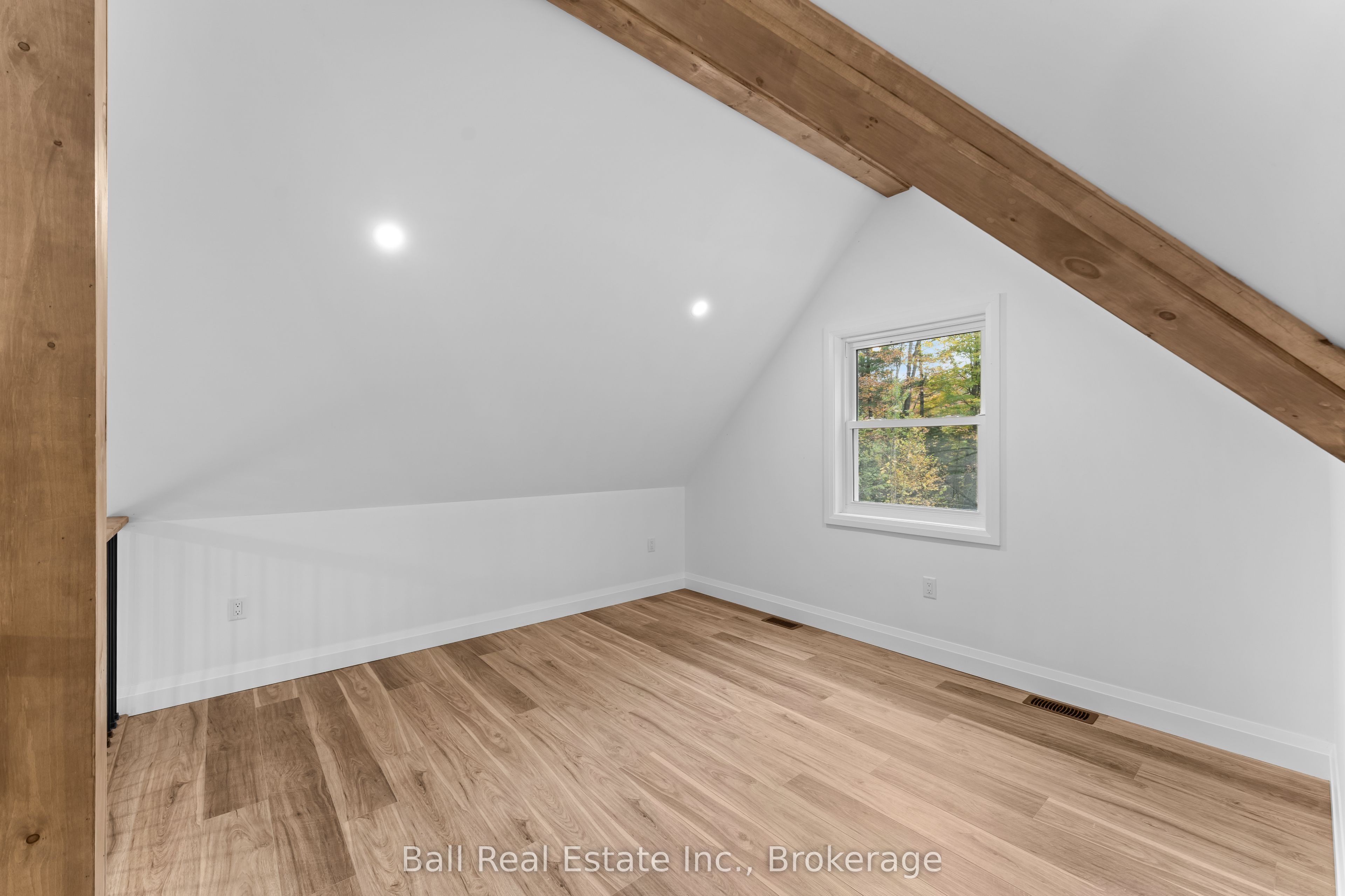319 Boundary Road Property Photo 27
