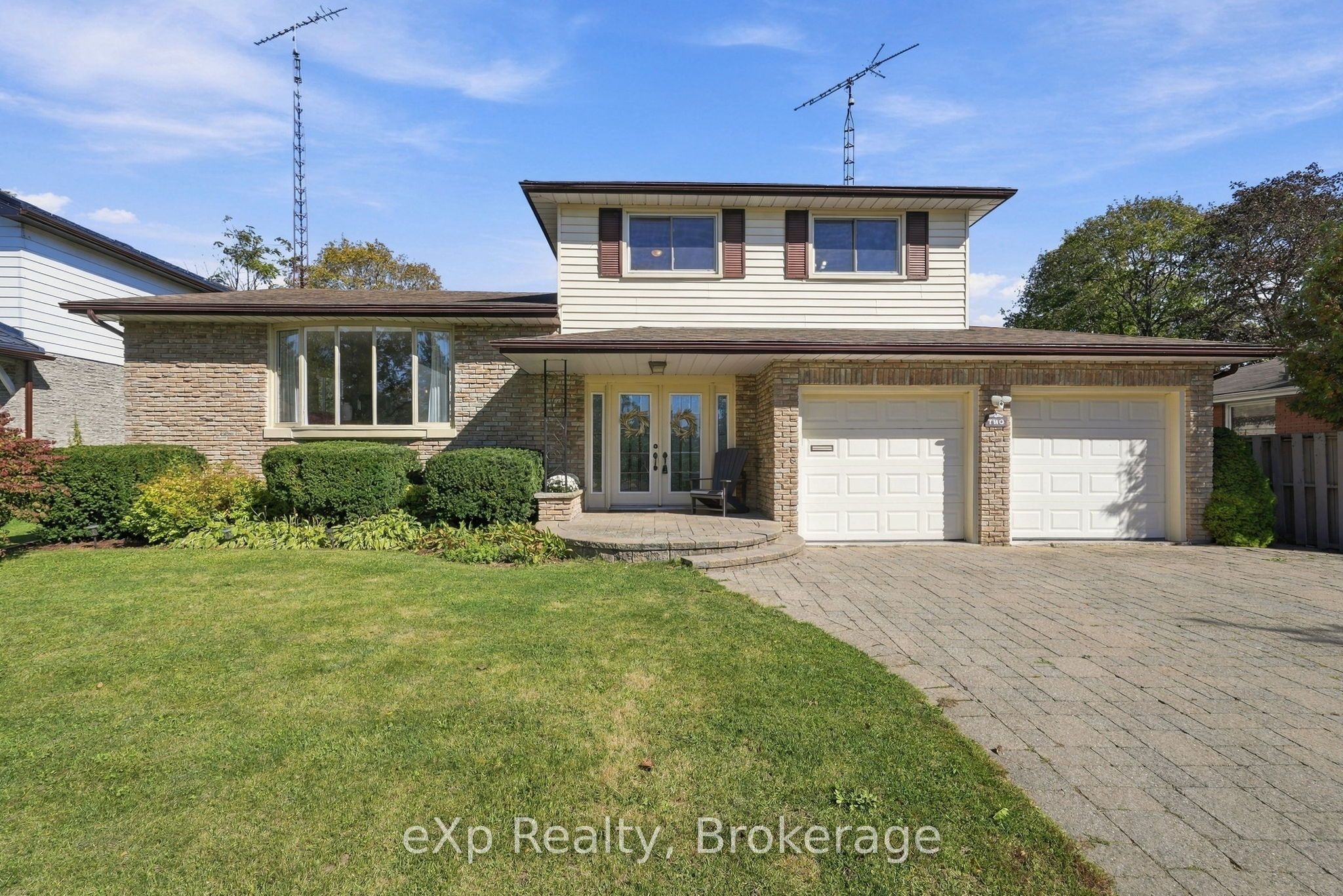 2 Ravensdale Road Property Photo 2
