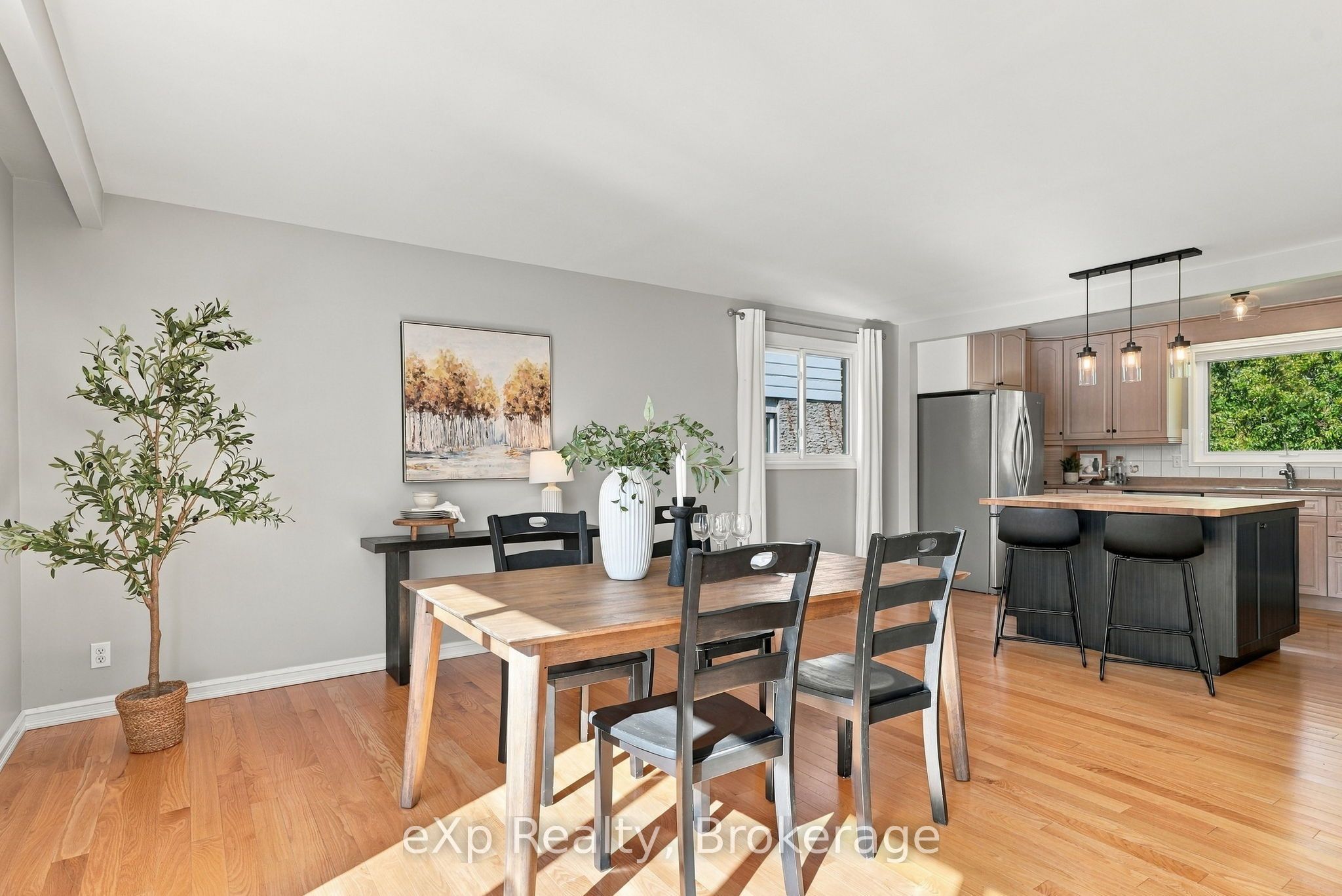 2 Ravensdale Road Property Photo 9