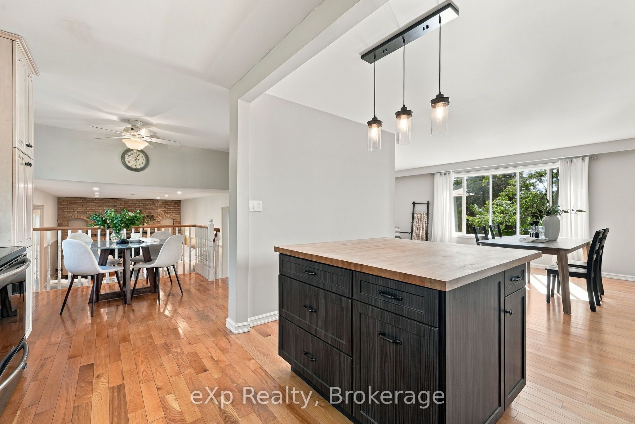 2 Ravensdale Road Property Photo 10