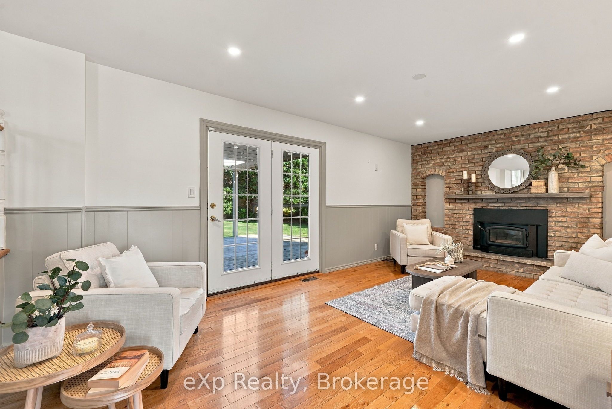2 Ravensdale Road Property Photo 15