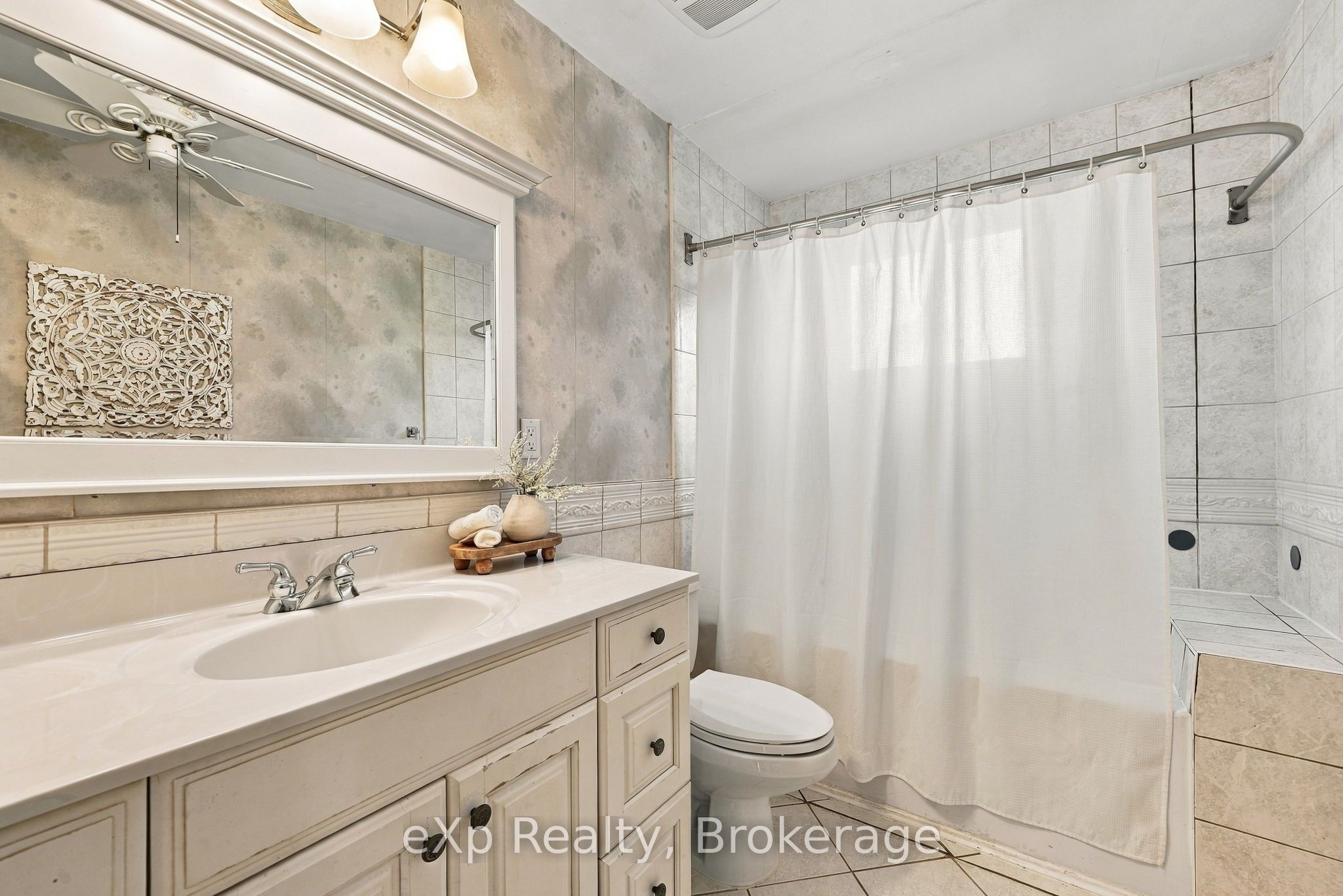 2 Ravensdale Road Property Photo 23