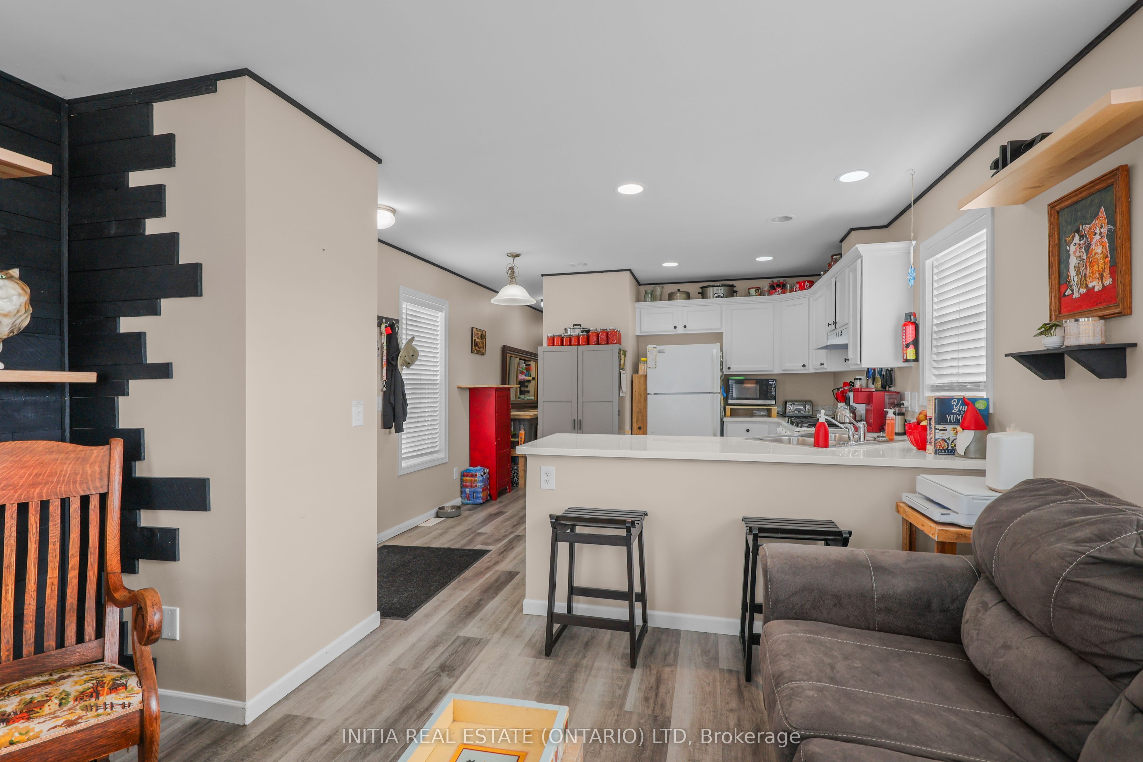 2189 Dundas Street 57 Property Photo 1