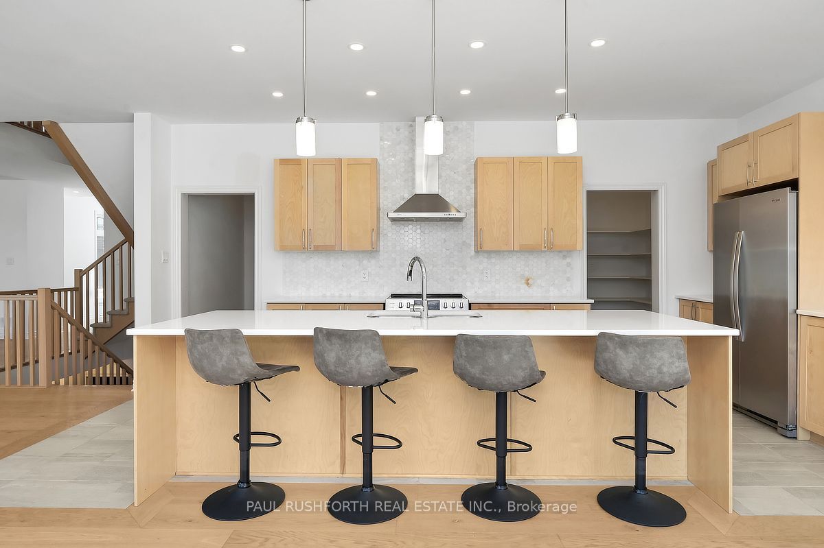 607 Gendarme Circle Property Photo 14