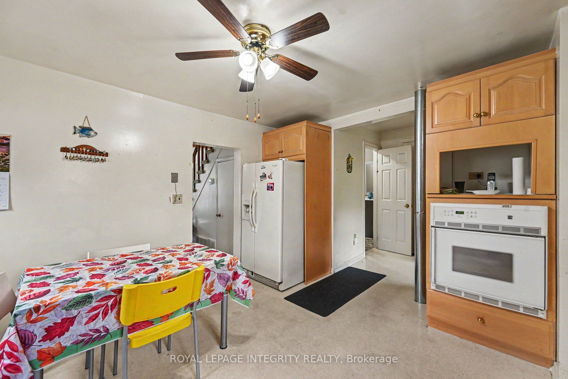 36 Kent Crescent Property Photo 9