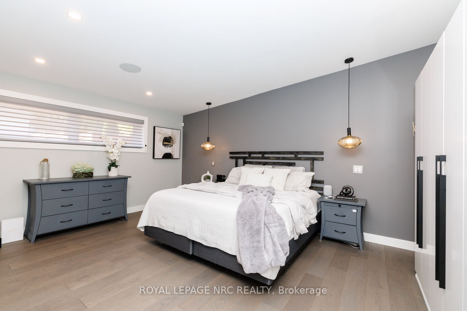 100 Marsdale Drive Property Photo 18