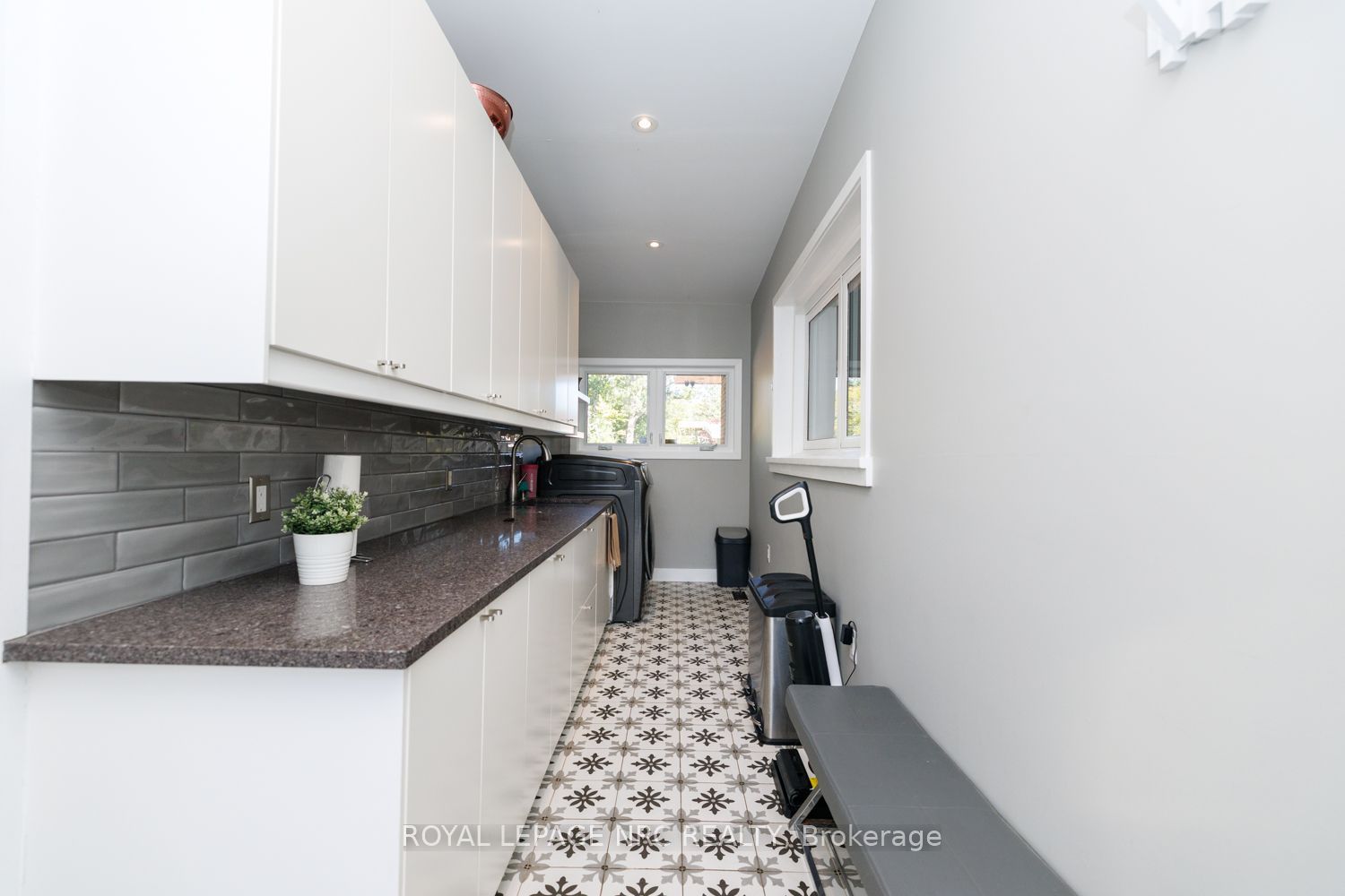 100 Marsdale Drive Property Photo 37