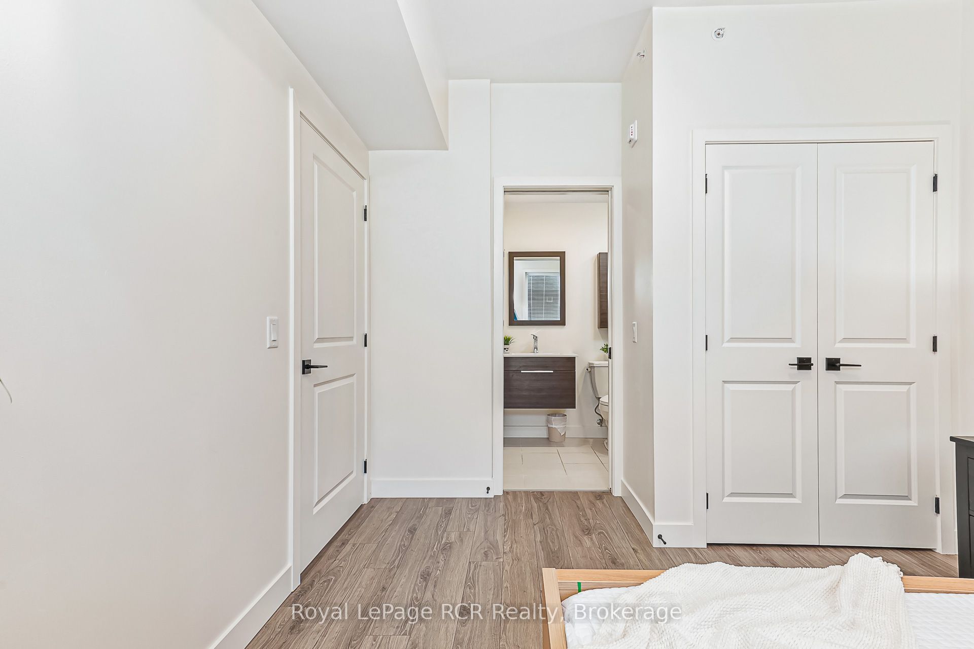 20 Beckwith Lane 401 Property Photo 20