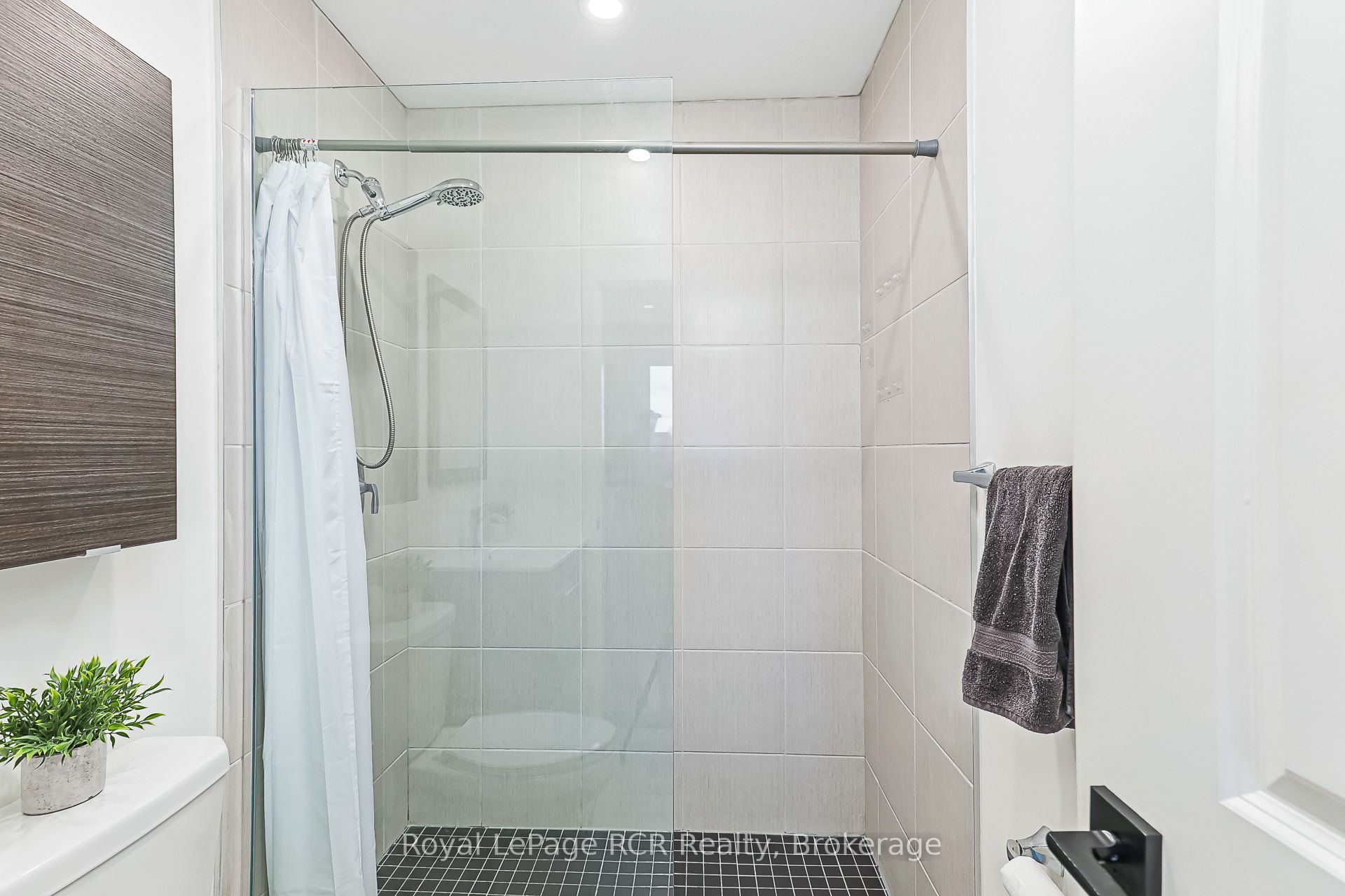 20 Beckwith Lane 401 Property Photo 22