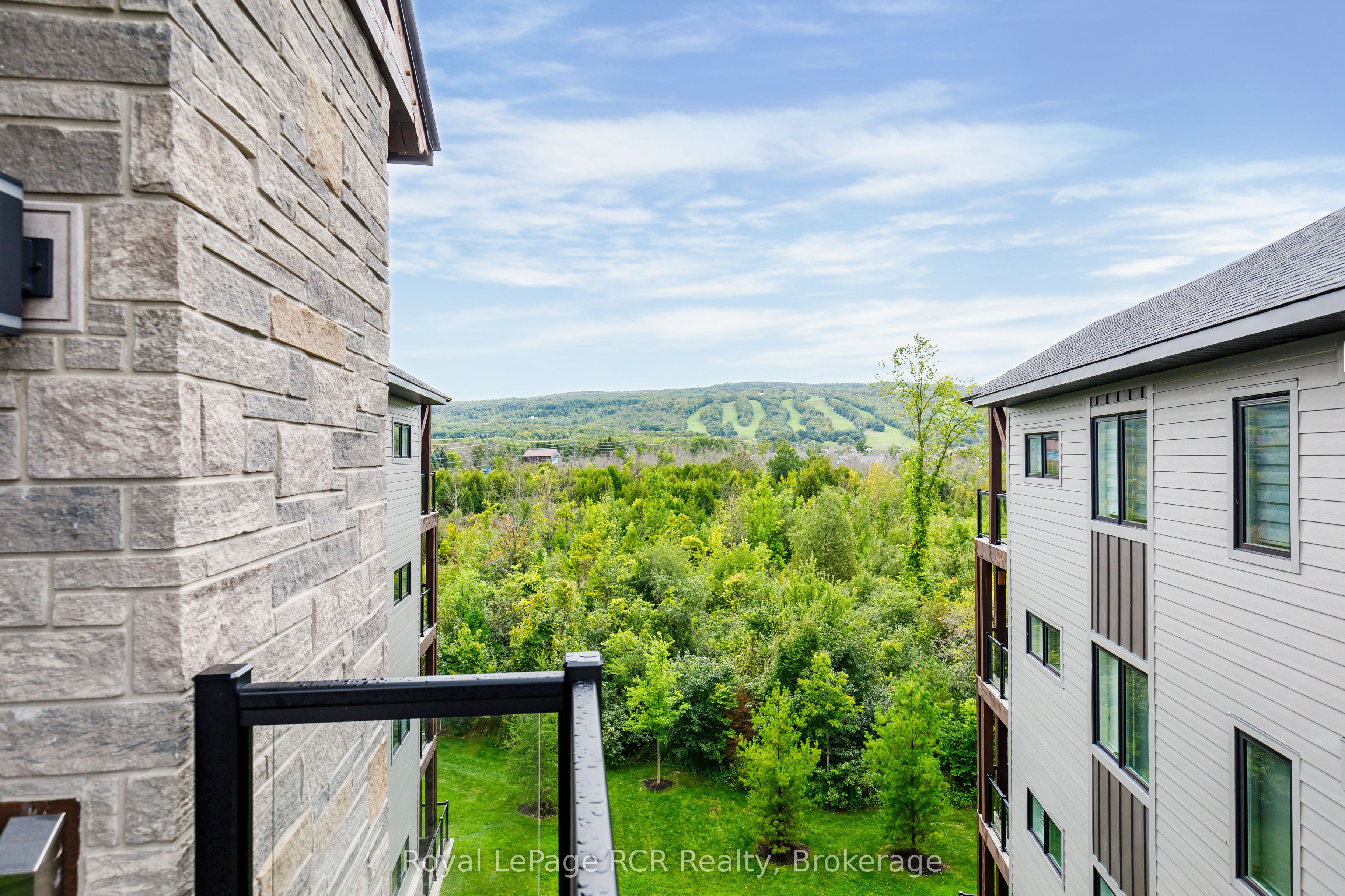 20 Beckwith Lane 401 Property Photo 26