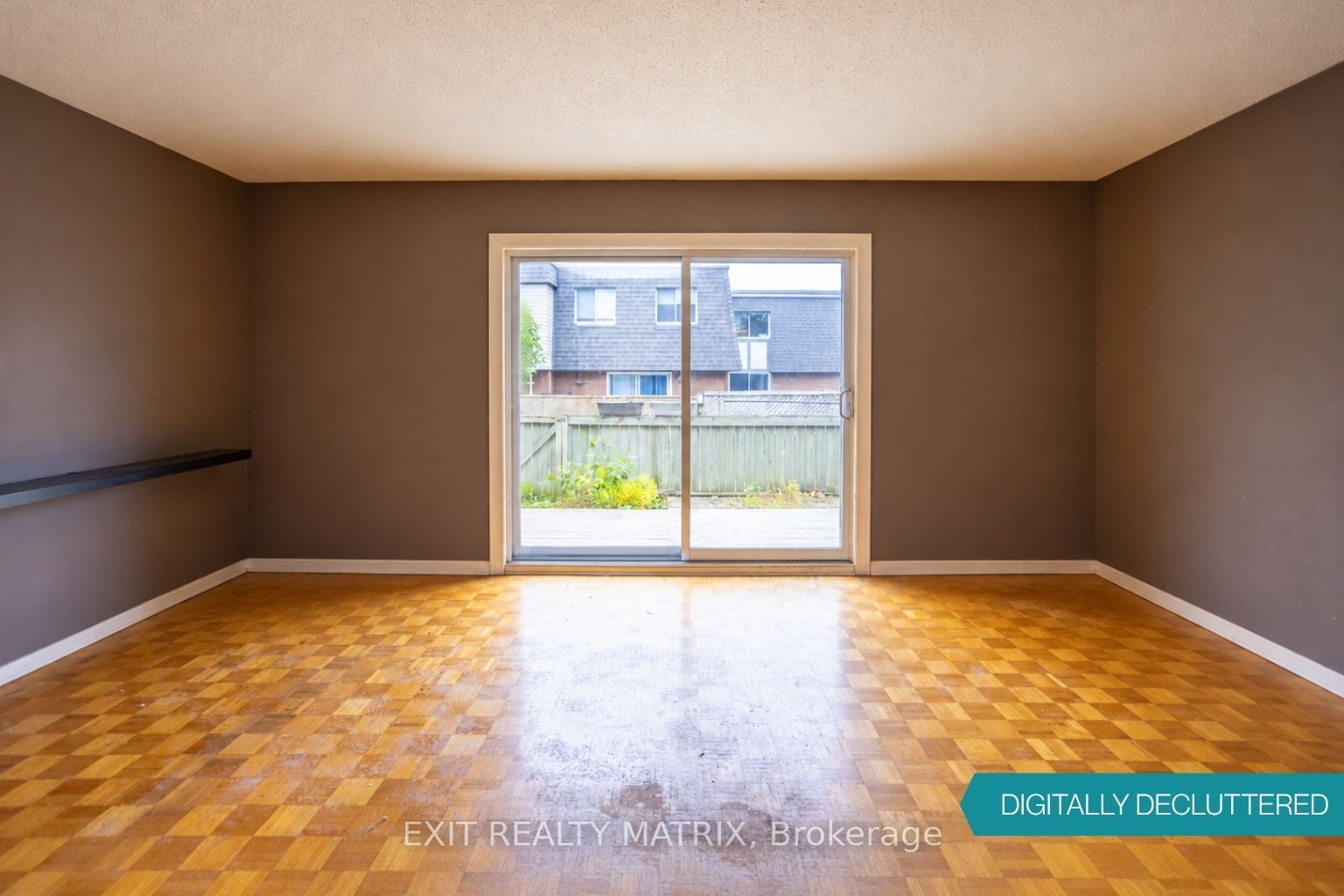3006 Fairlea Crescent Property Photo 9
