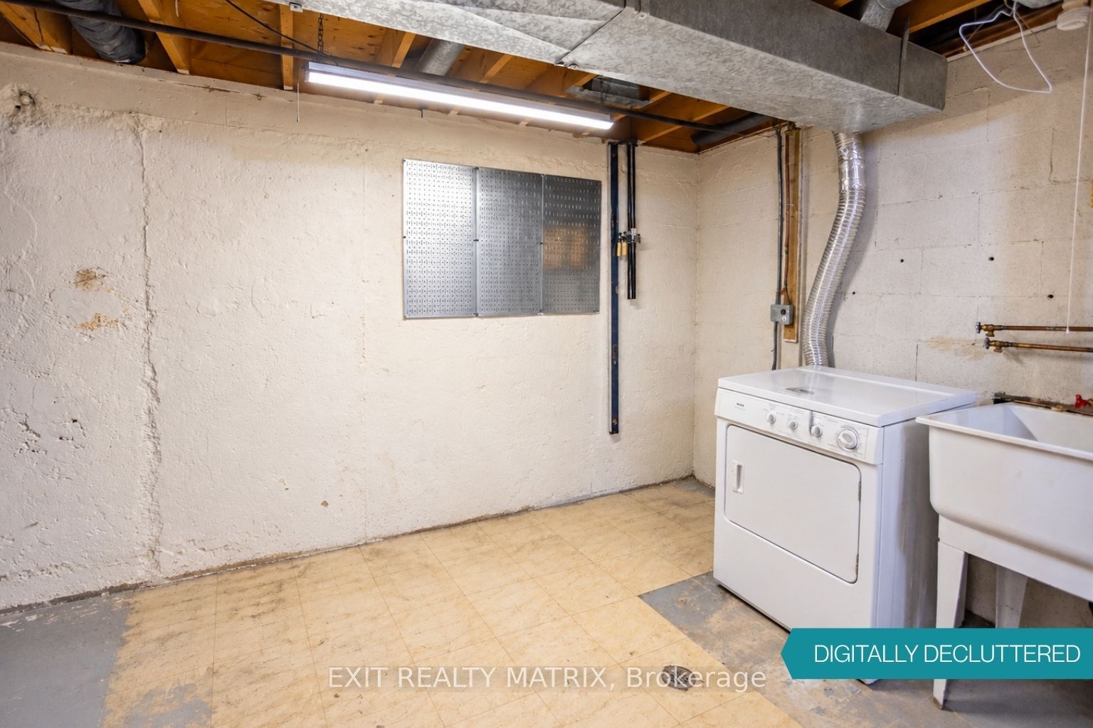 3006 Fairlea Crescent Property Photo 20