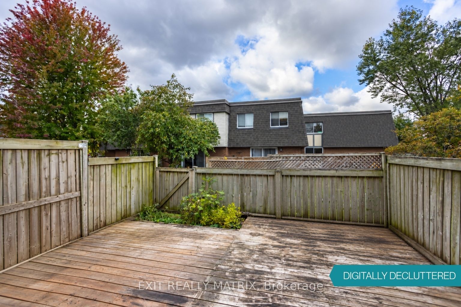 3006 Fairlea Crescent Property Photo 21
