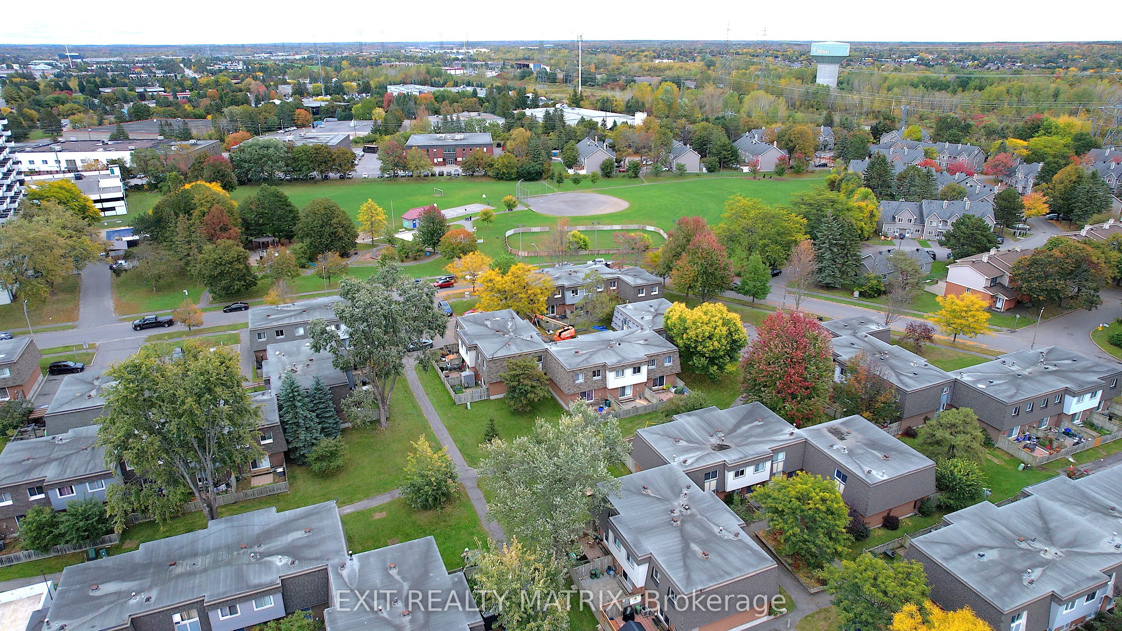 3006 Fairlea Crescent Property Photo 25