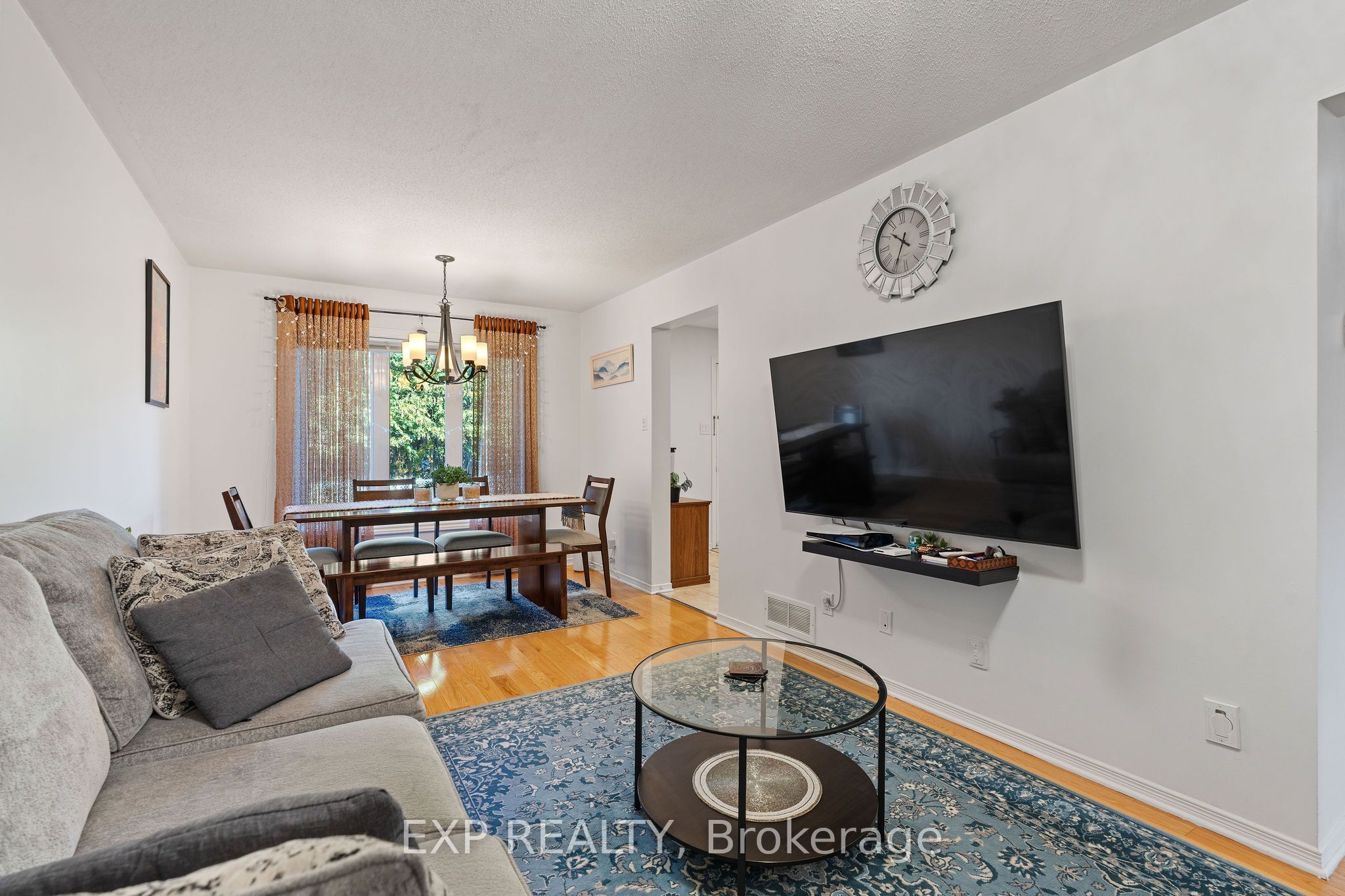 122 Markland Crescent Property Photo 4