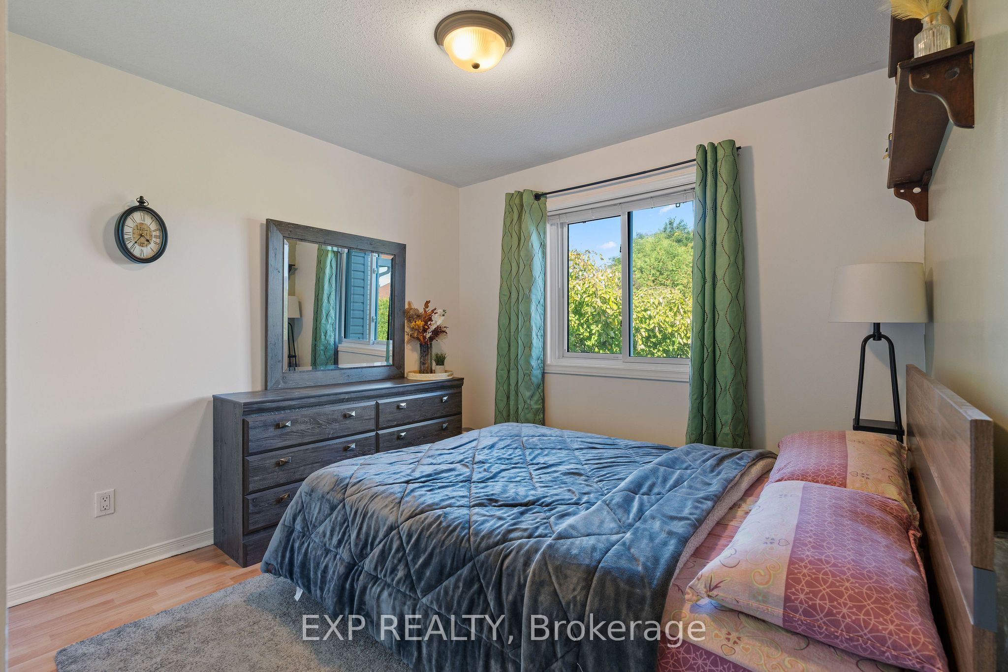 122 Markland Crescent Property Photo 16