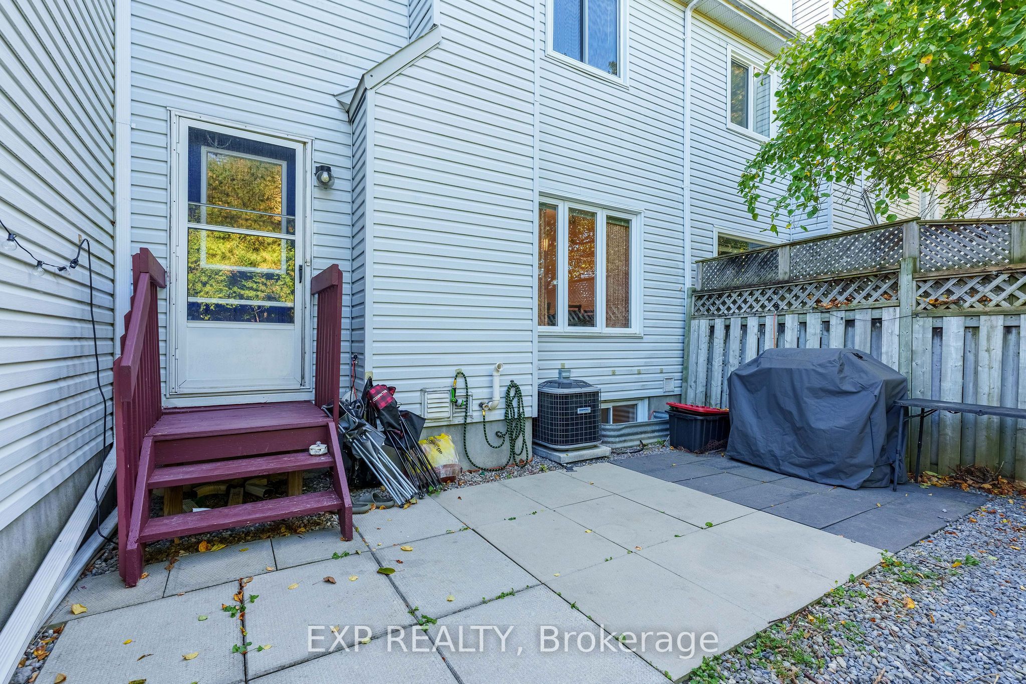 122 Markland Crescent Property Photo 20