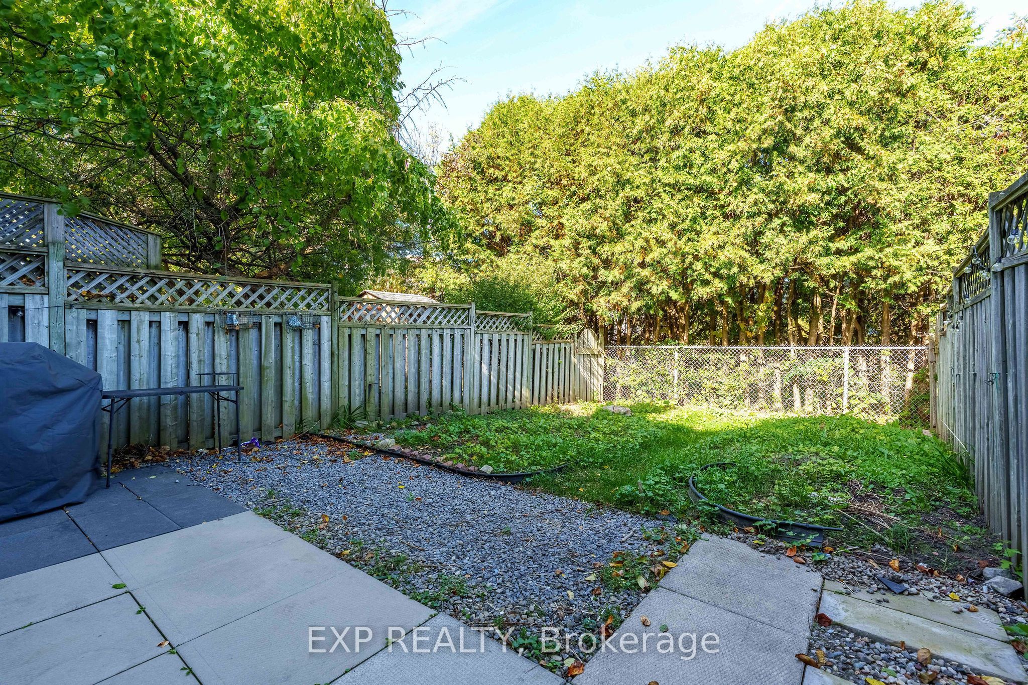 122 Markland Crescent Property Photo 21