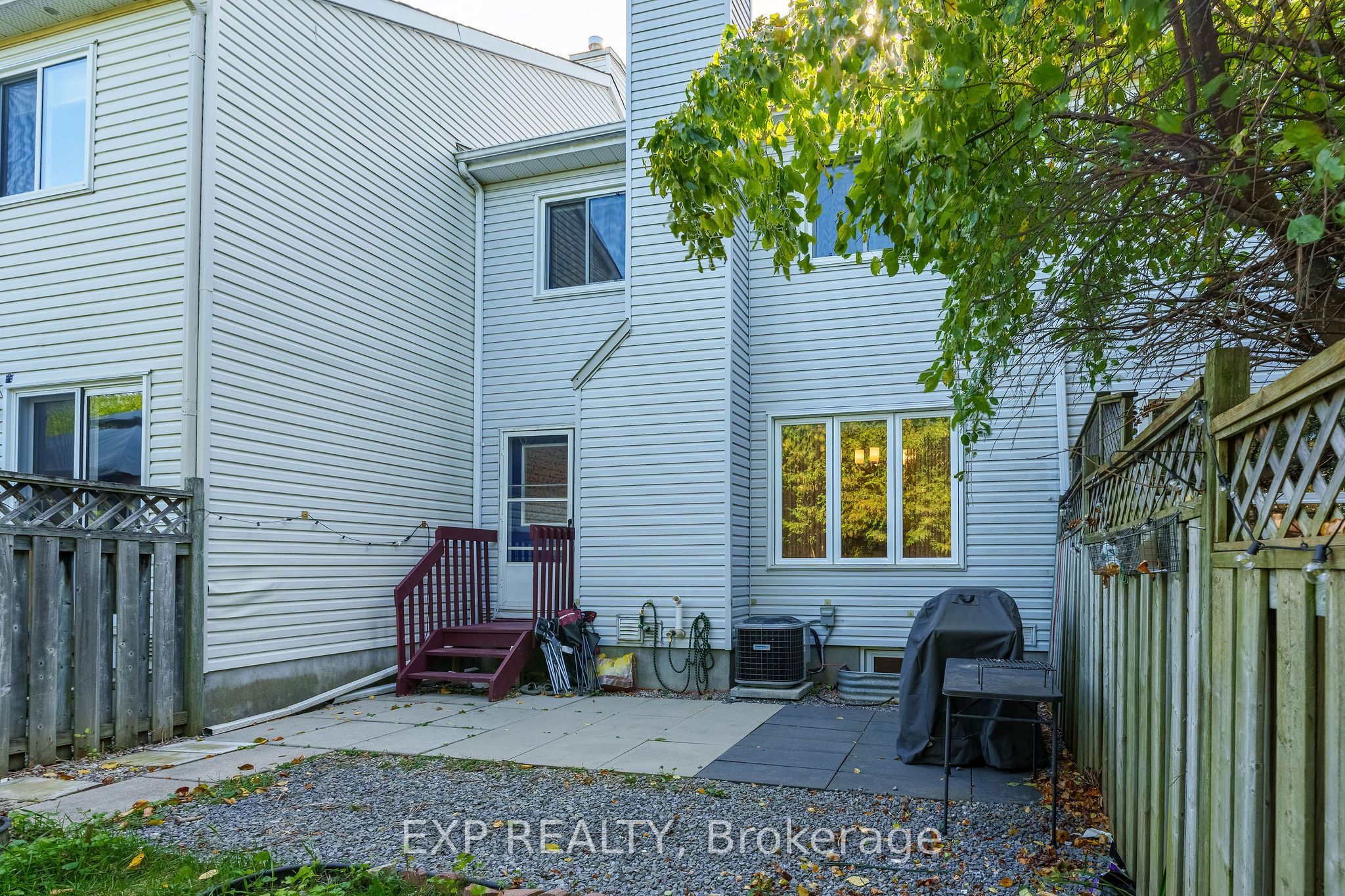 122 Markland Crescent Property Photo 22