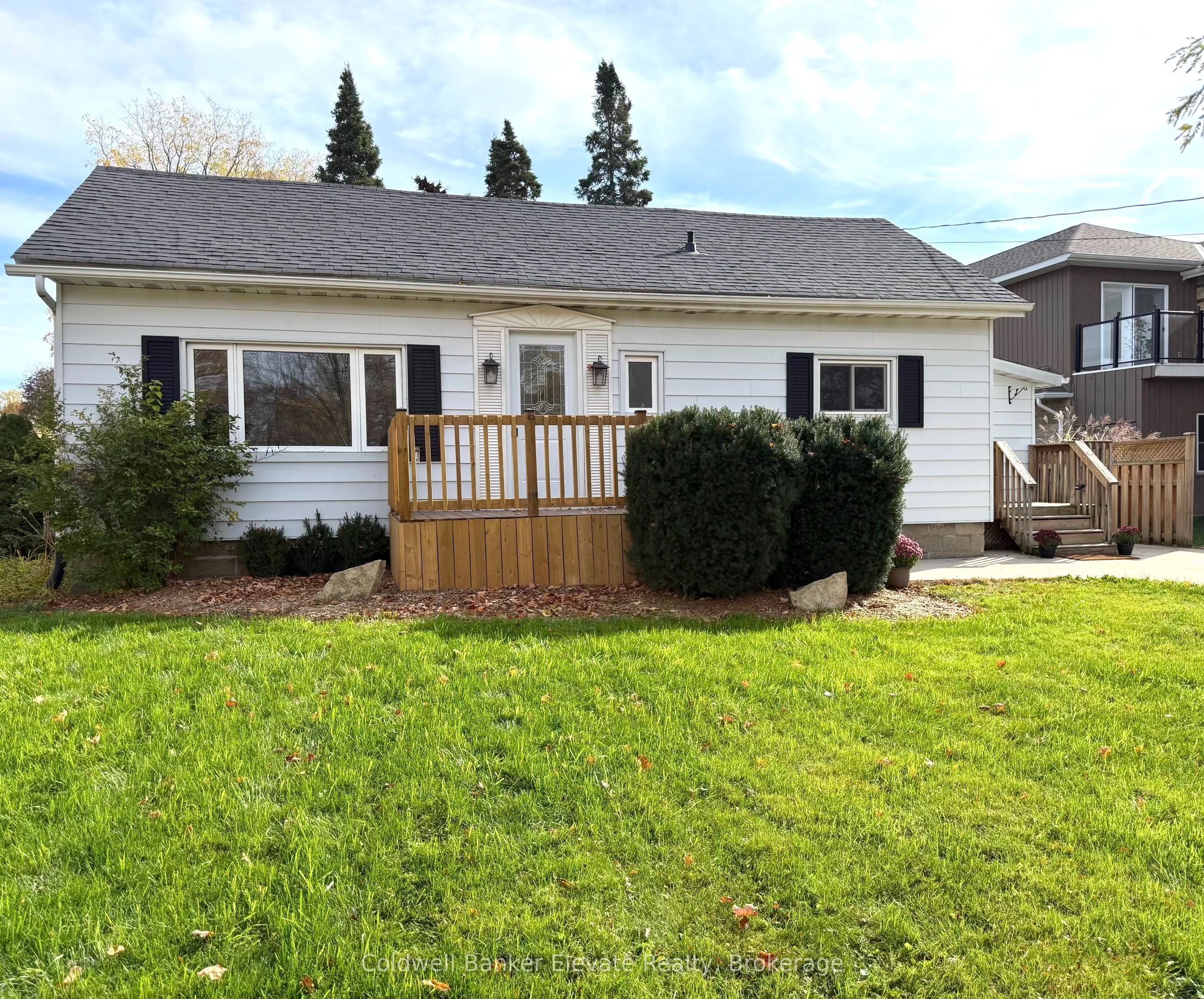 1625 5th Avenue E Property Photo 1