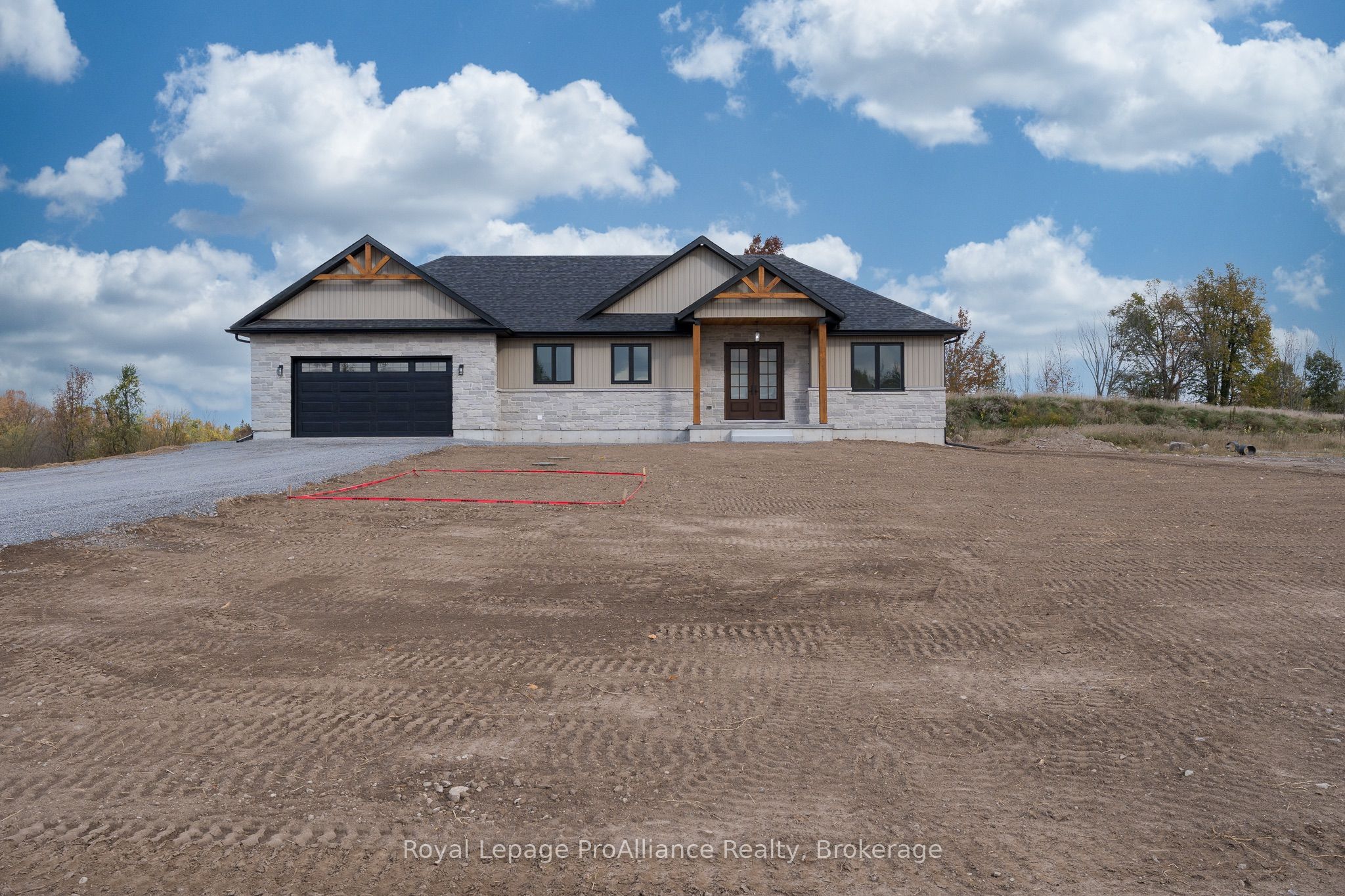 28 Lilac Trail Property Photo 1