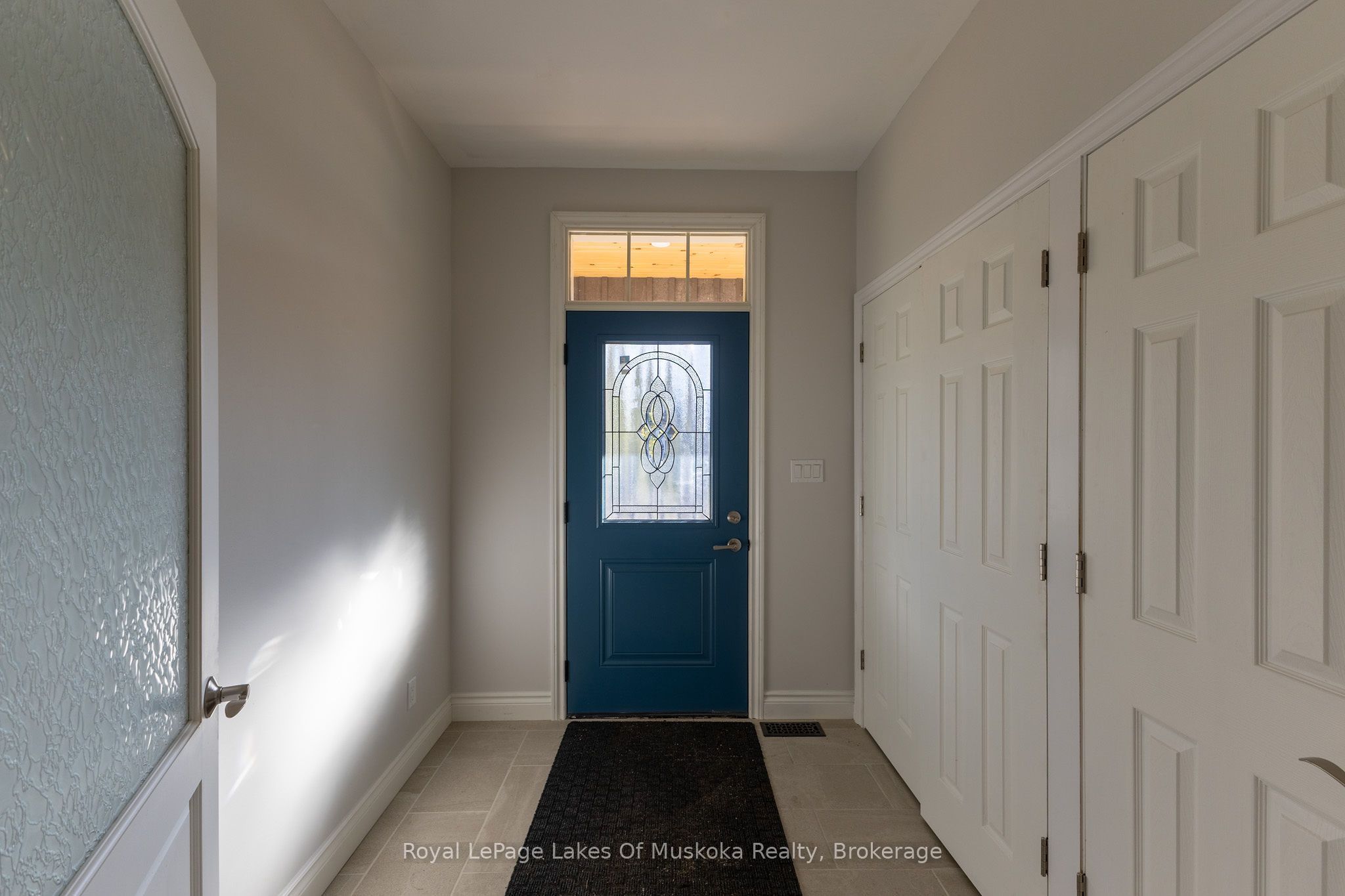 455 Wellington Street Property Photo 14