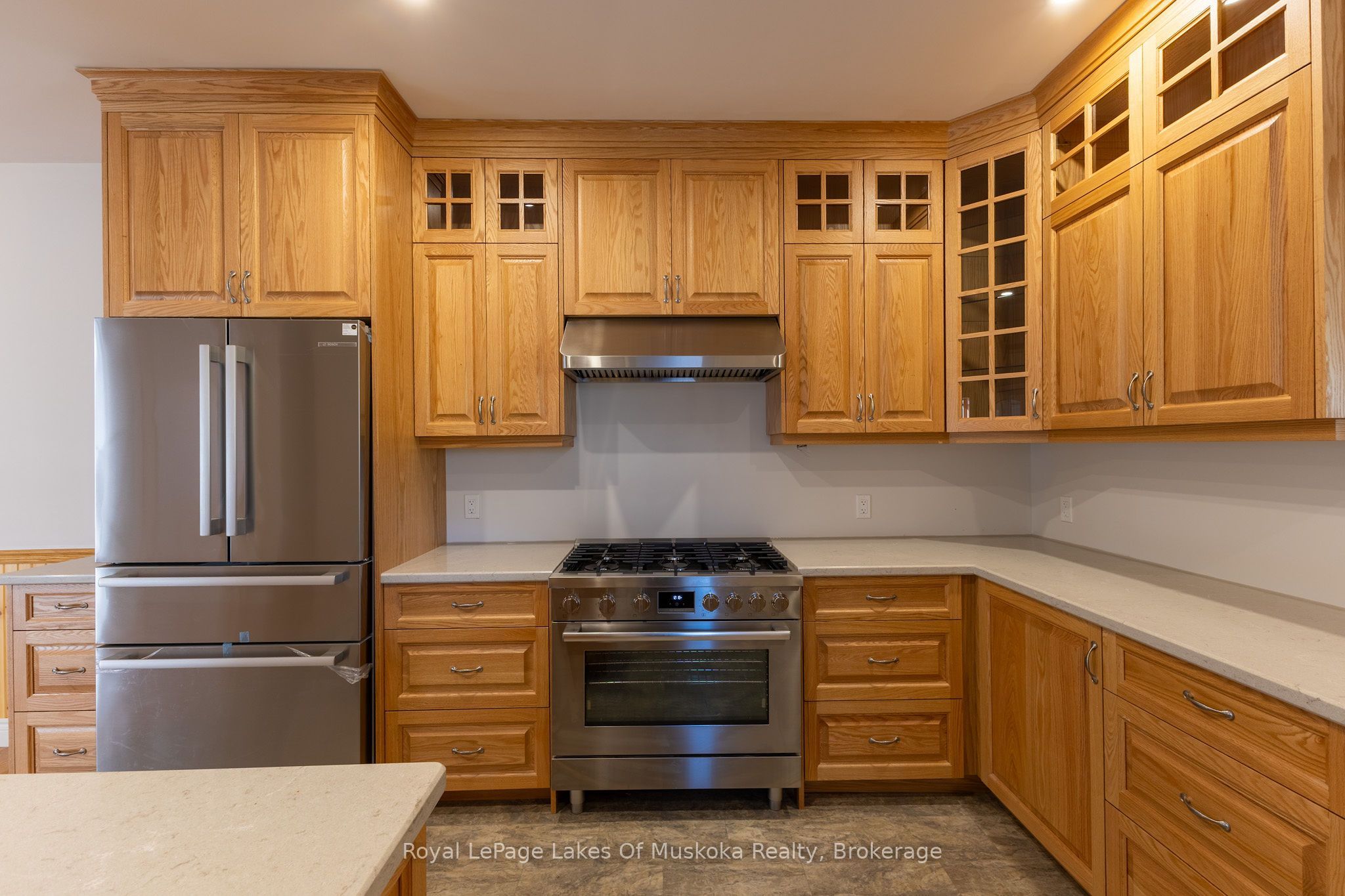455 Wellington Street Property Photo 19