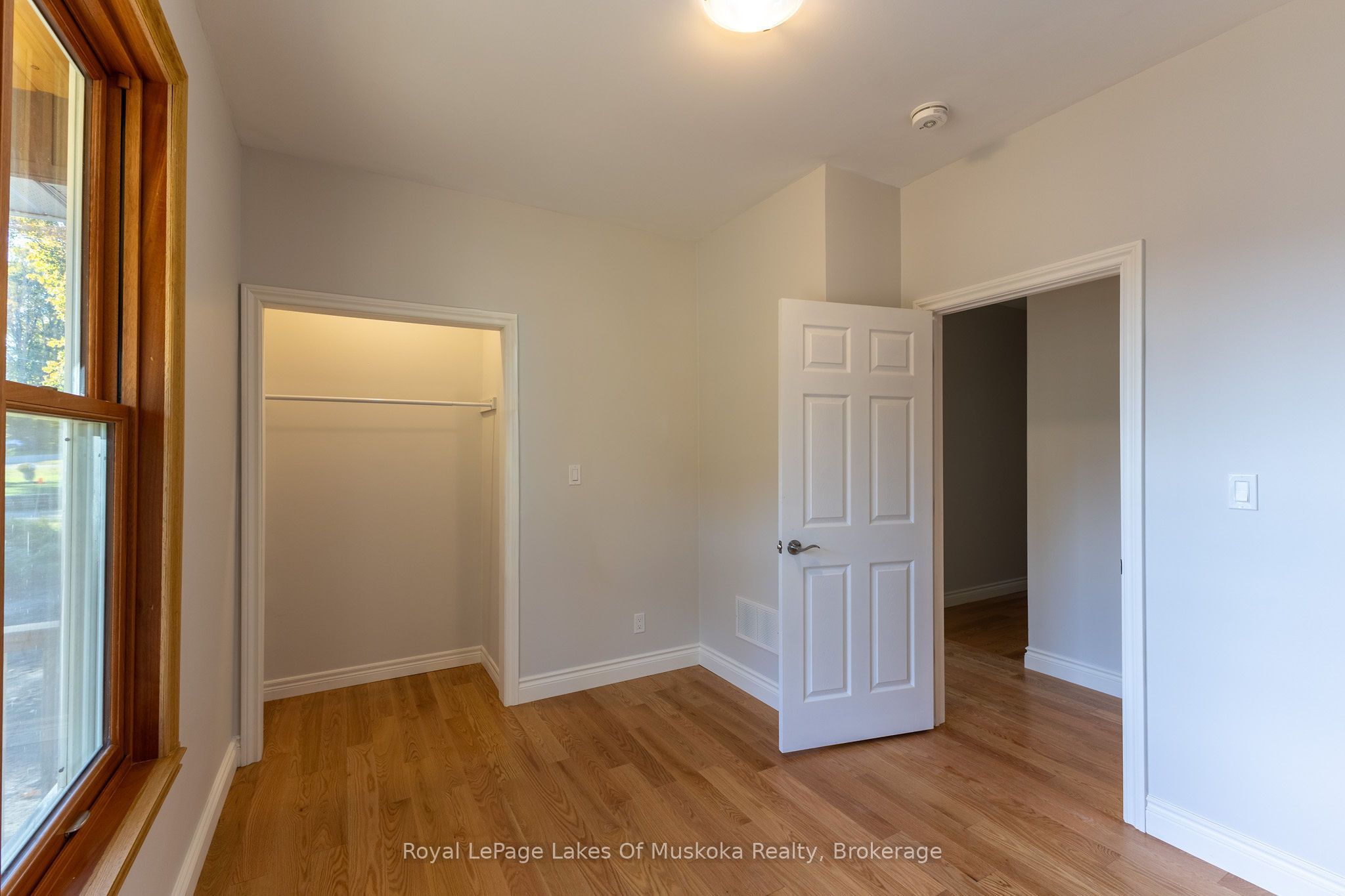 455 Wellington Street Property Photo 24