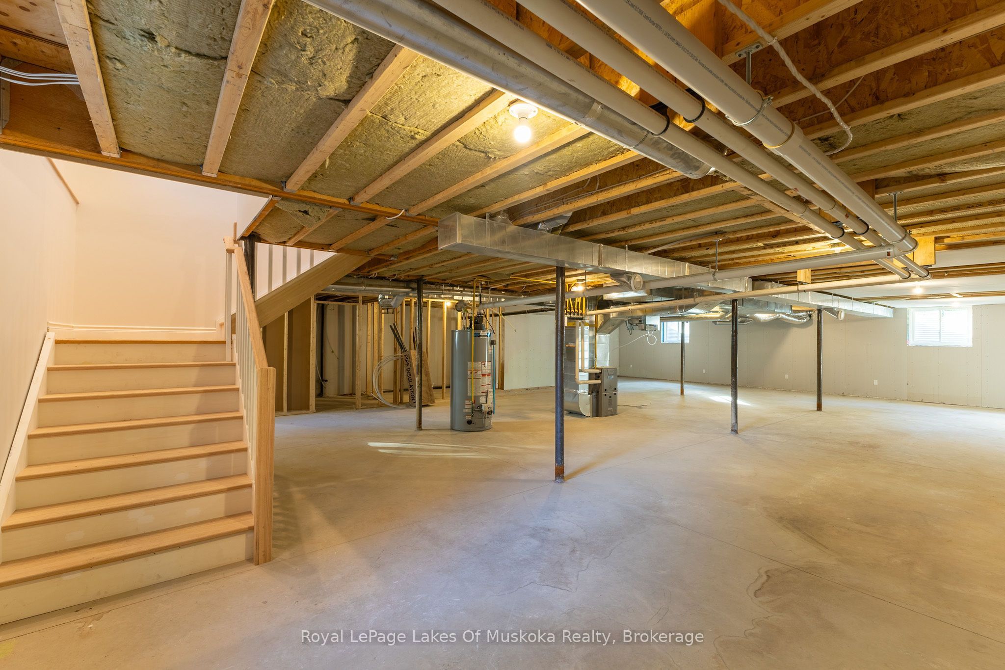 455 Wellington Street Property Photo 41
