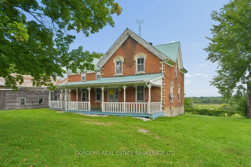 1166 Kilmarnock Road Property Photo 1