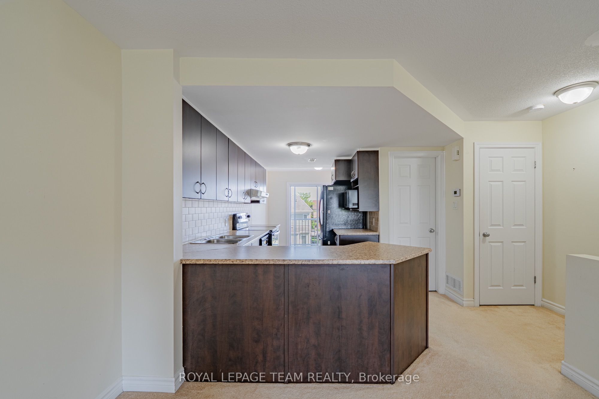 634 Chapman Mills Drive B Property Photo 16