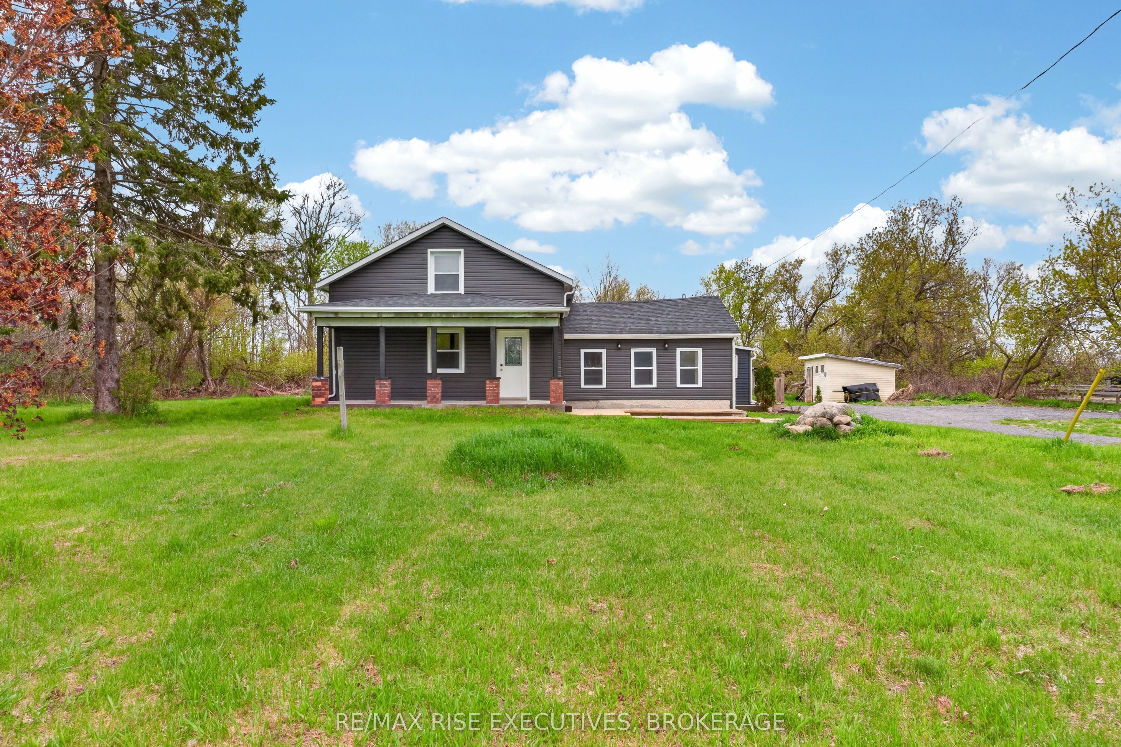 750 Moira Road Property Photo 2