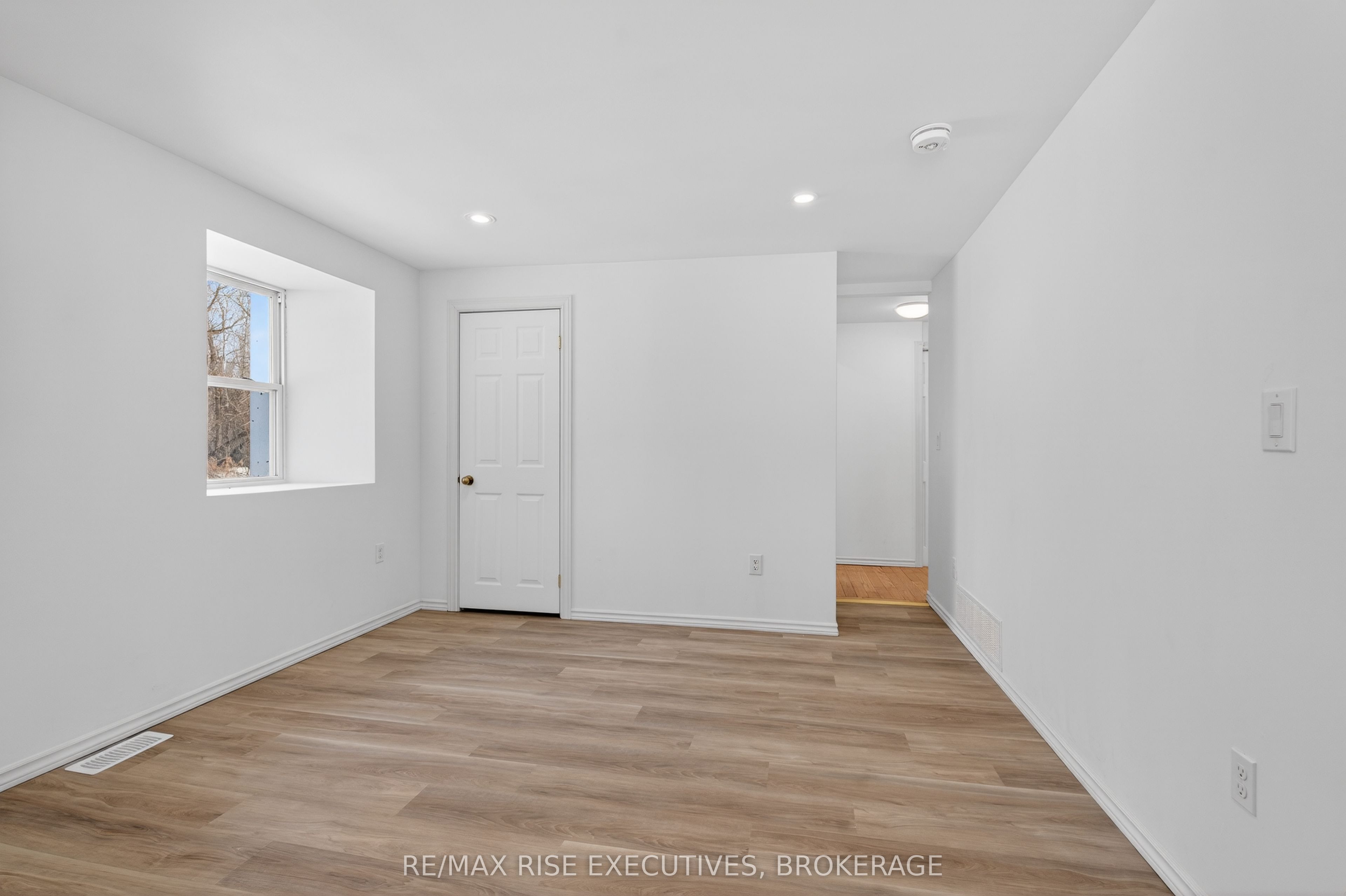 750 Moira Road Property Photo 18