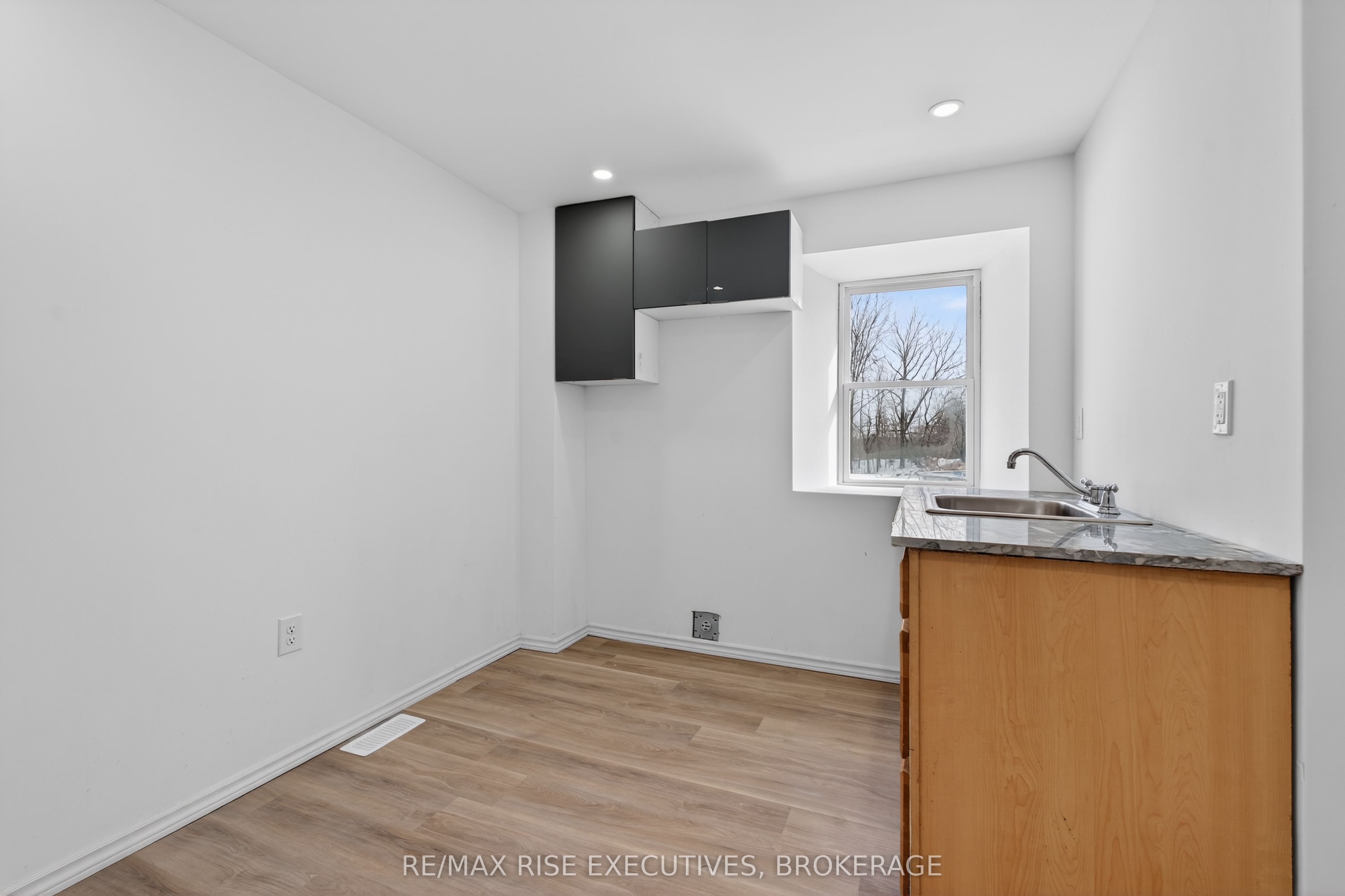 750 Moira Road Property Photo 20