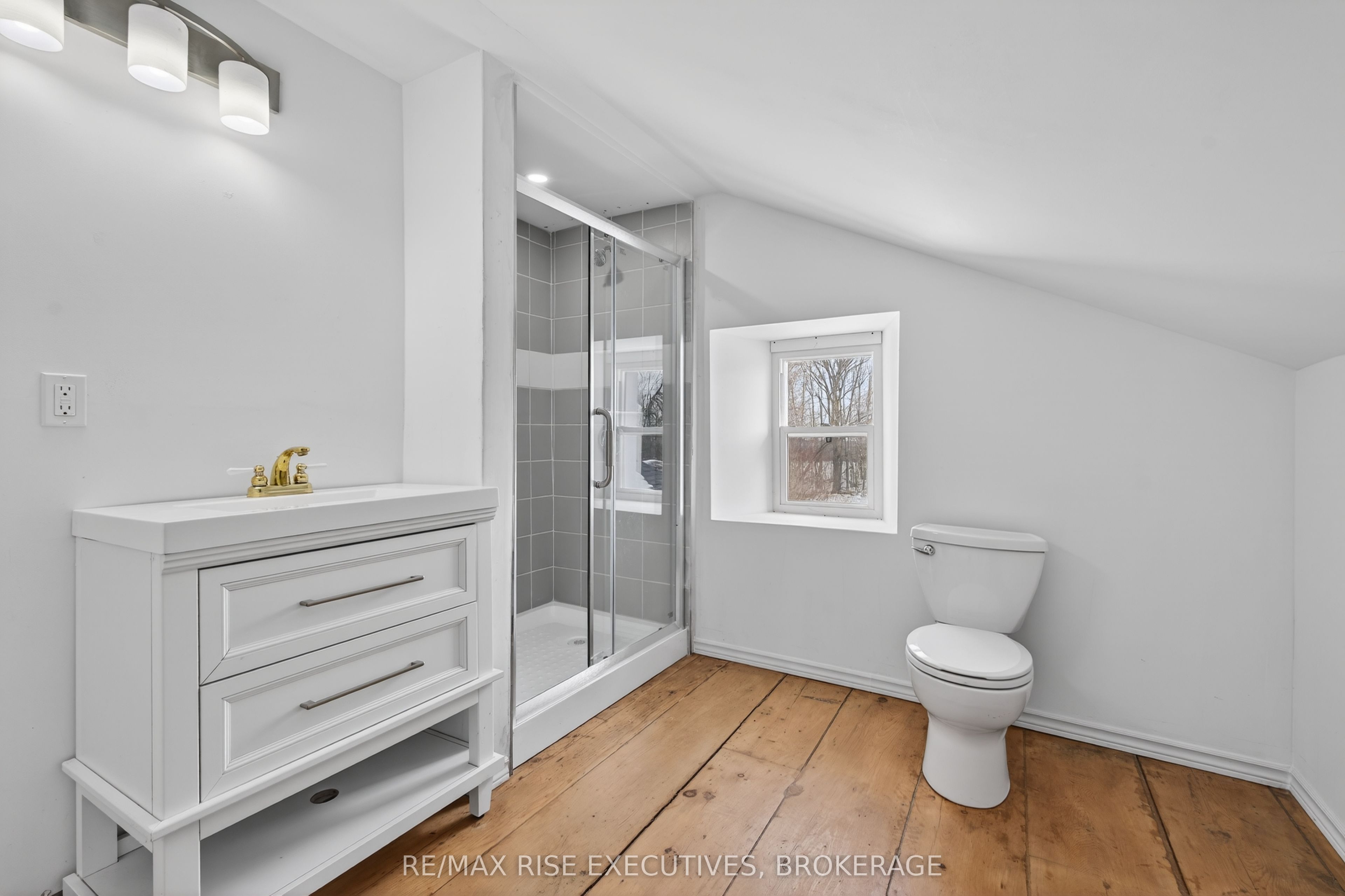 750 Moira Road Property Photo 27