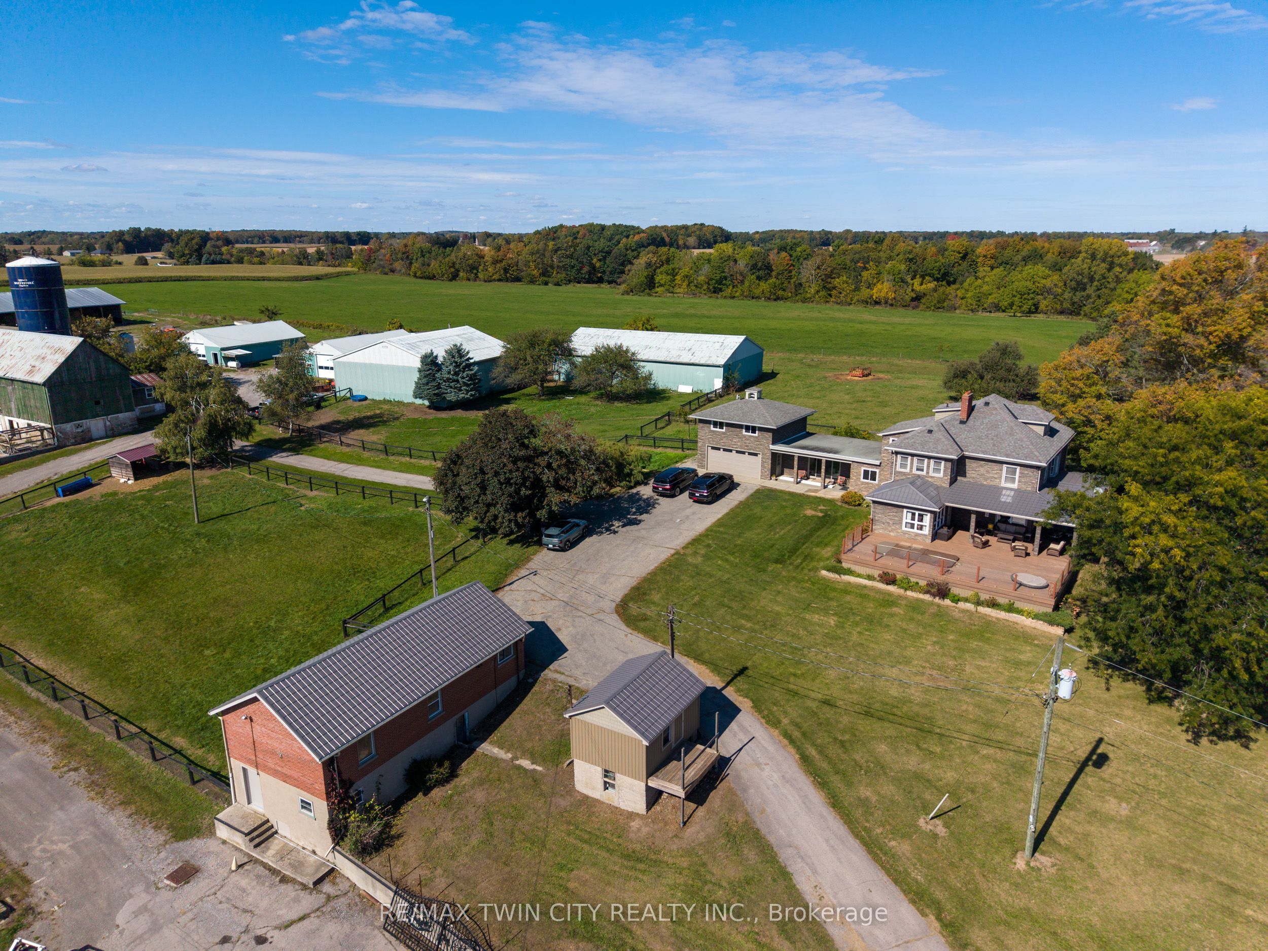 2173 Cockshutt Road Property Photo 18