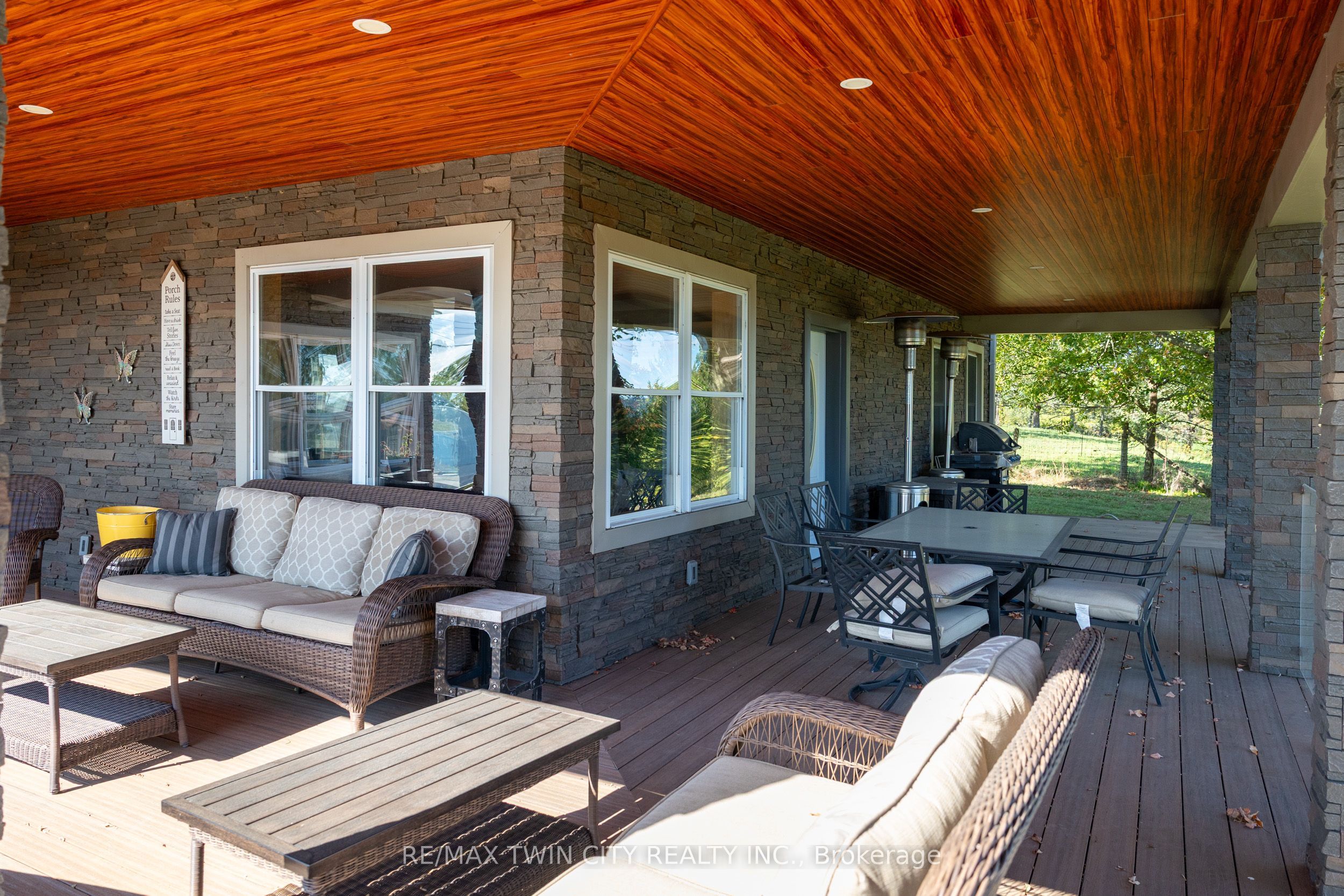 2173 Cockshutt Road Property Photo 22