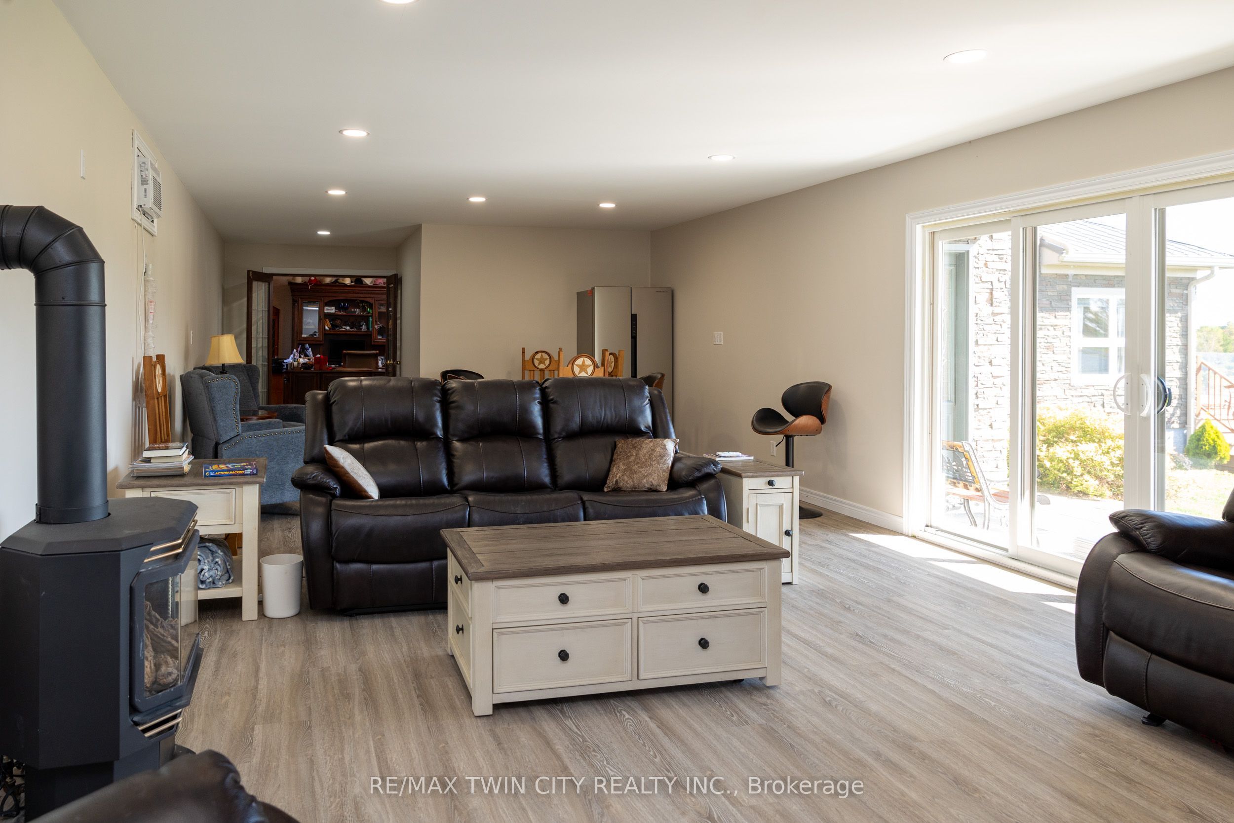 2173 Cockshutt Road Property Photo 34