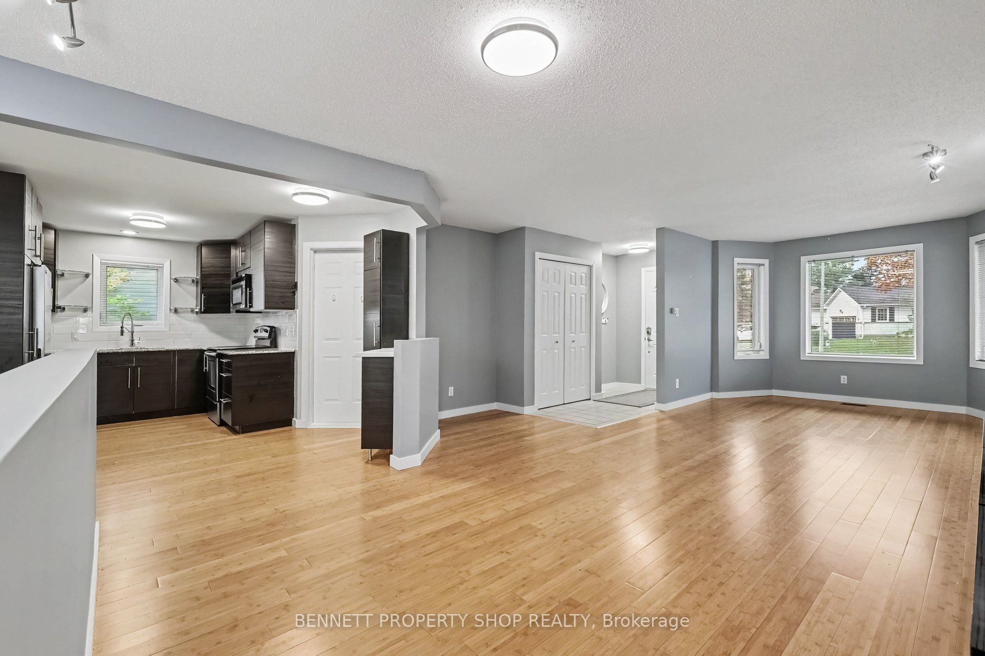 13 Candow Crescent Property Photo 22