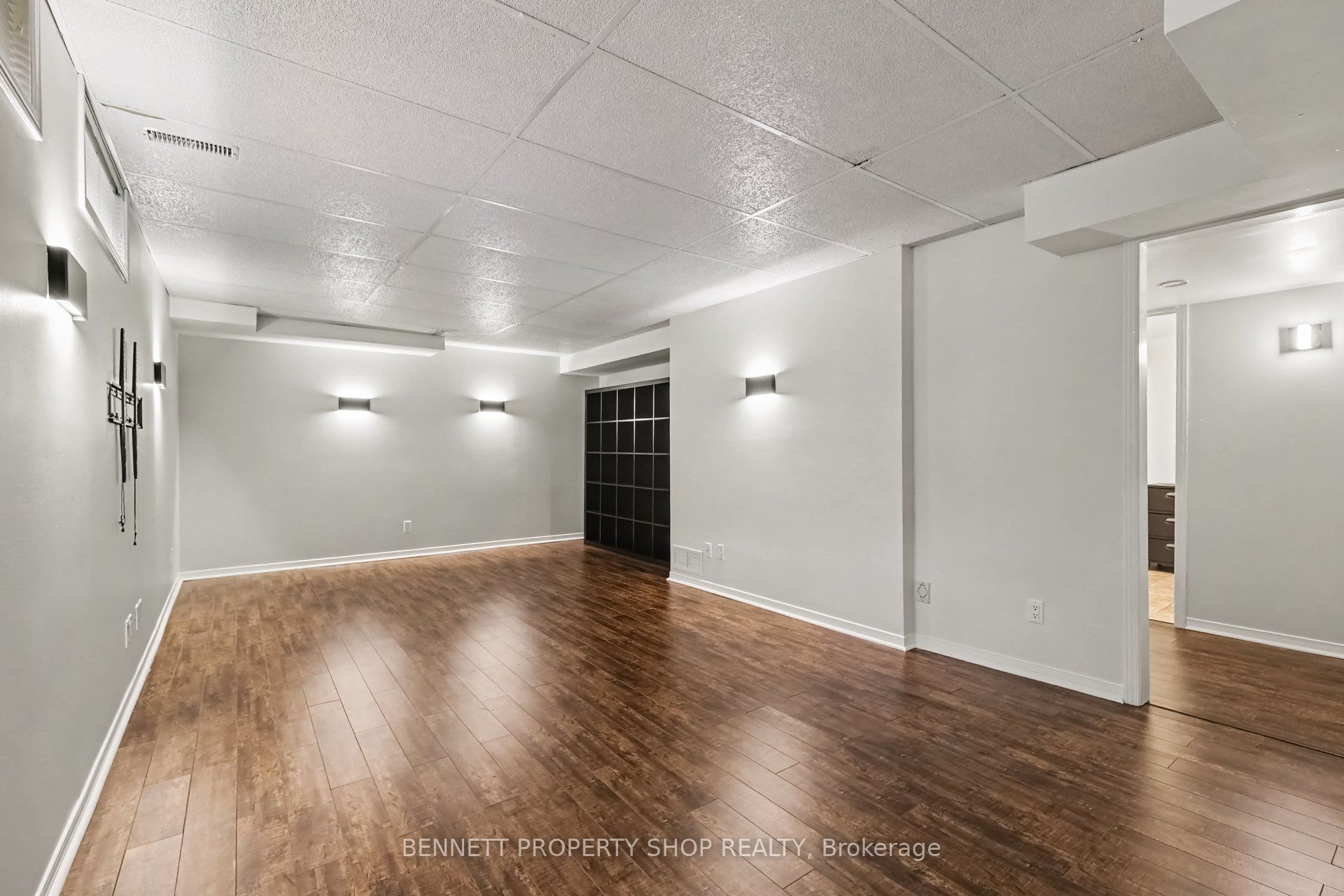 13 Candow Crescent Property Photo 32
