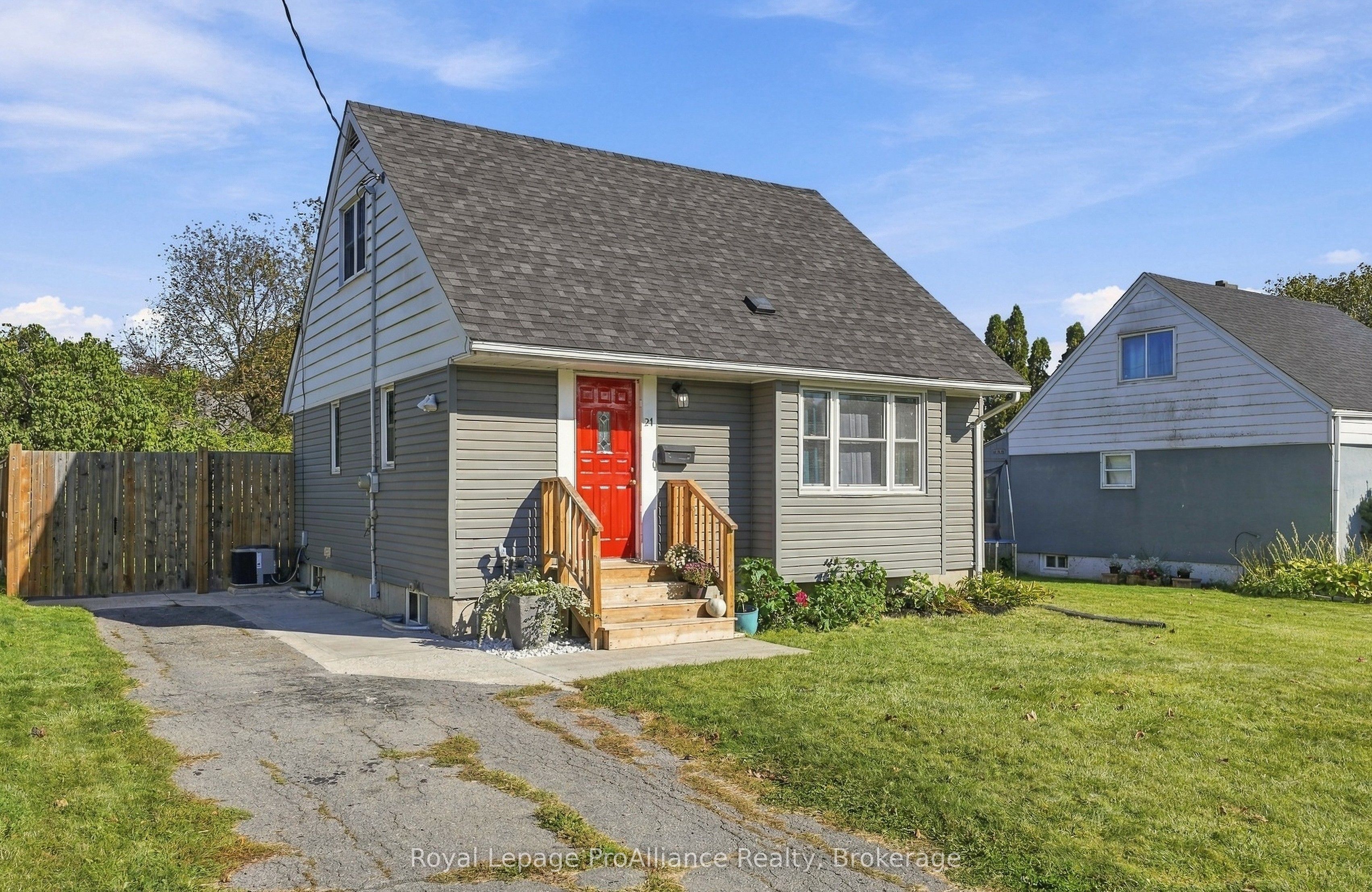 21 Third Street Property Photo 1