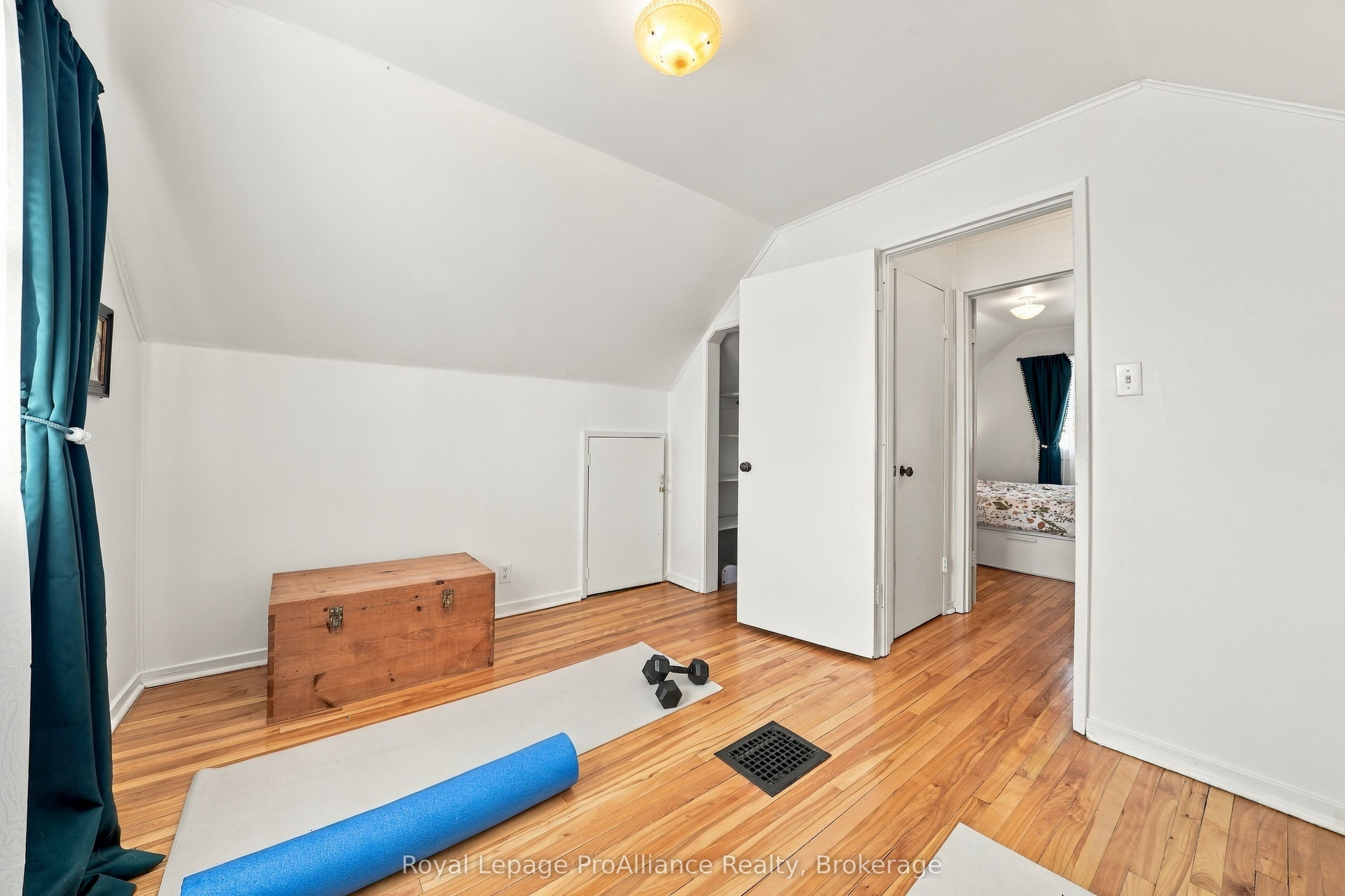 21 Third Street Property Photo 14