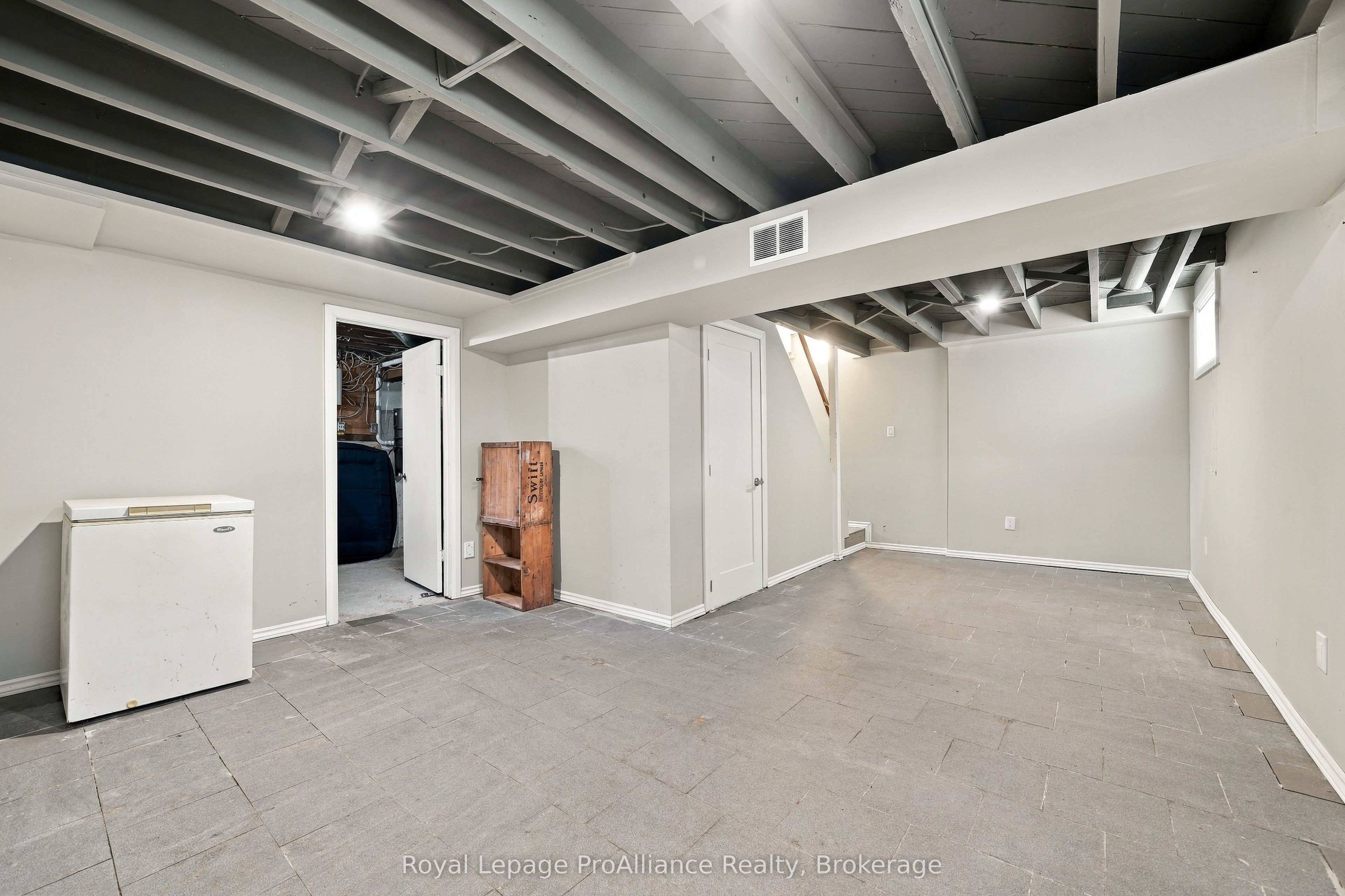 21 Third Street Property Photo 18