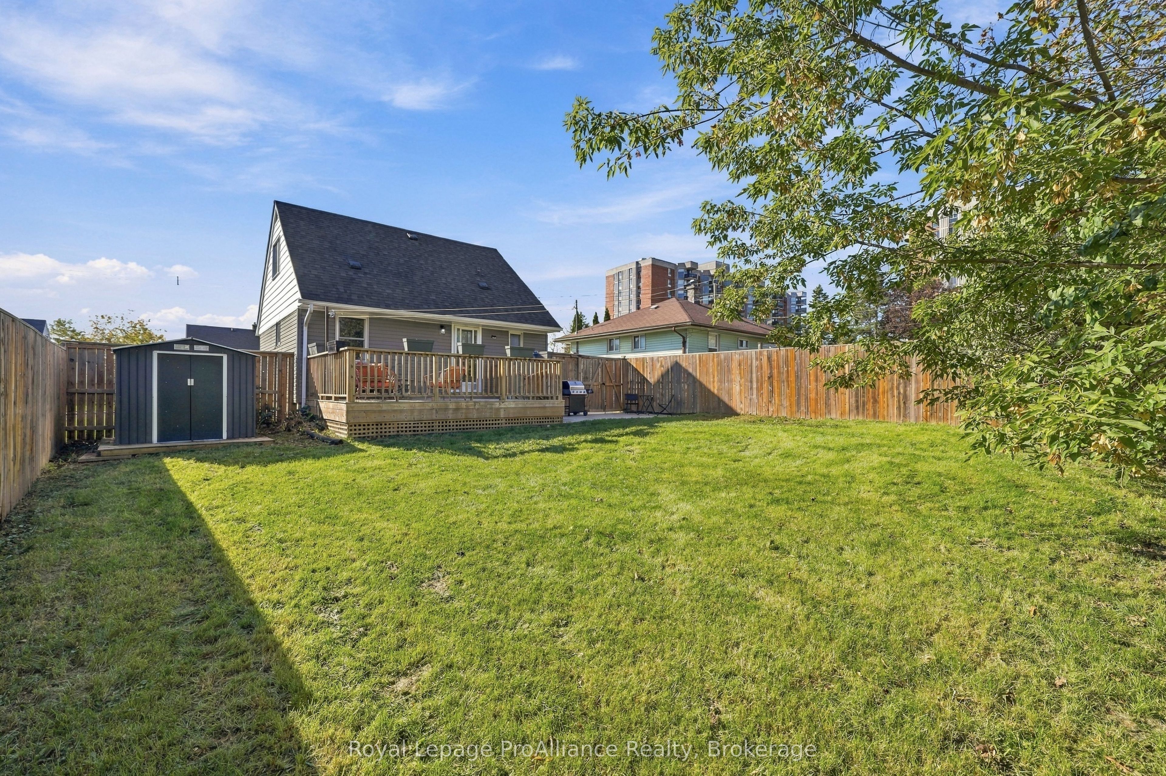 21 Third Street Property Photo 27