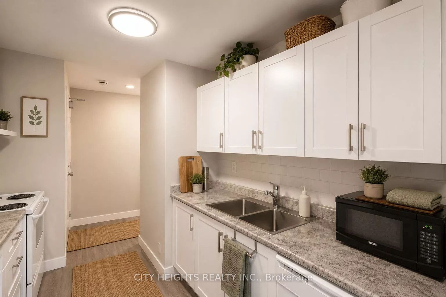 626 First Street 101 Property Photo 4