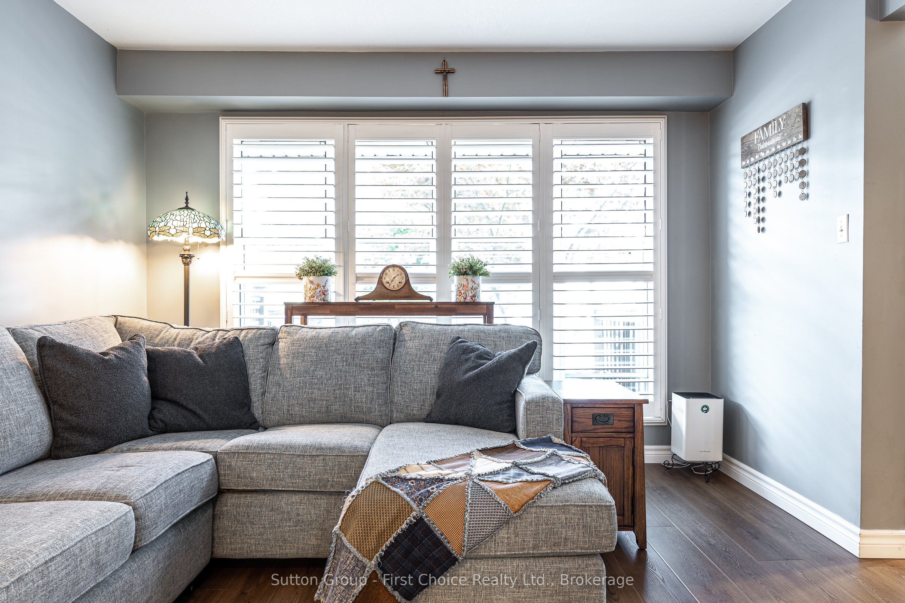 97 Graham Crescent Property Photo 6