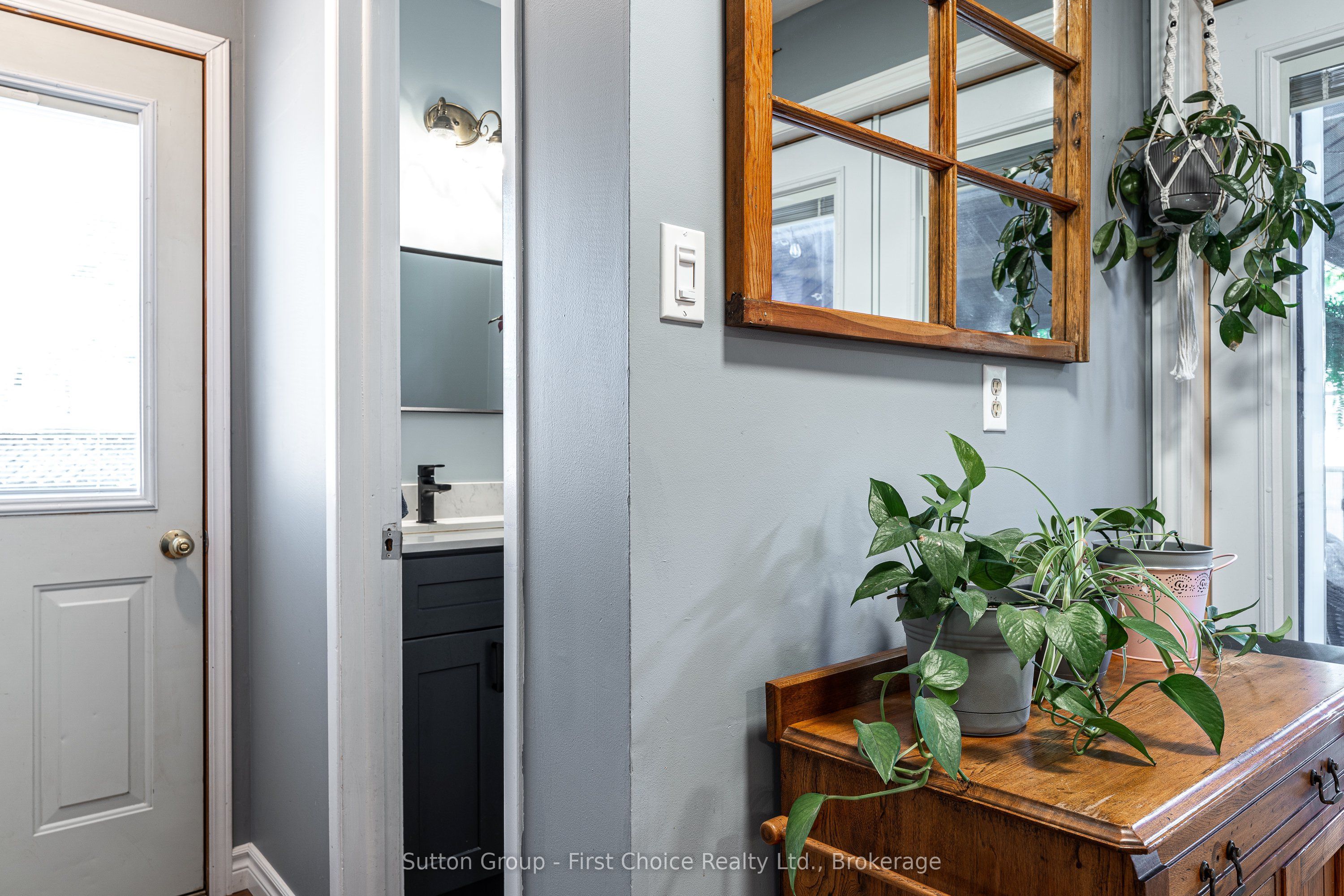 97 Graham Crescent Property Photo 13